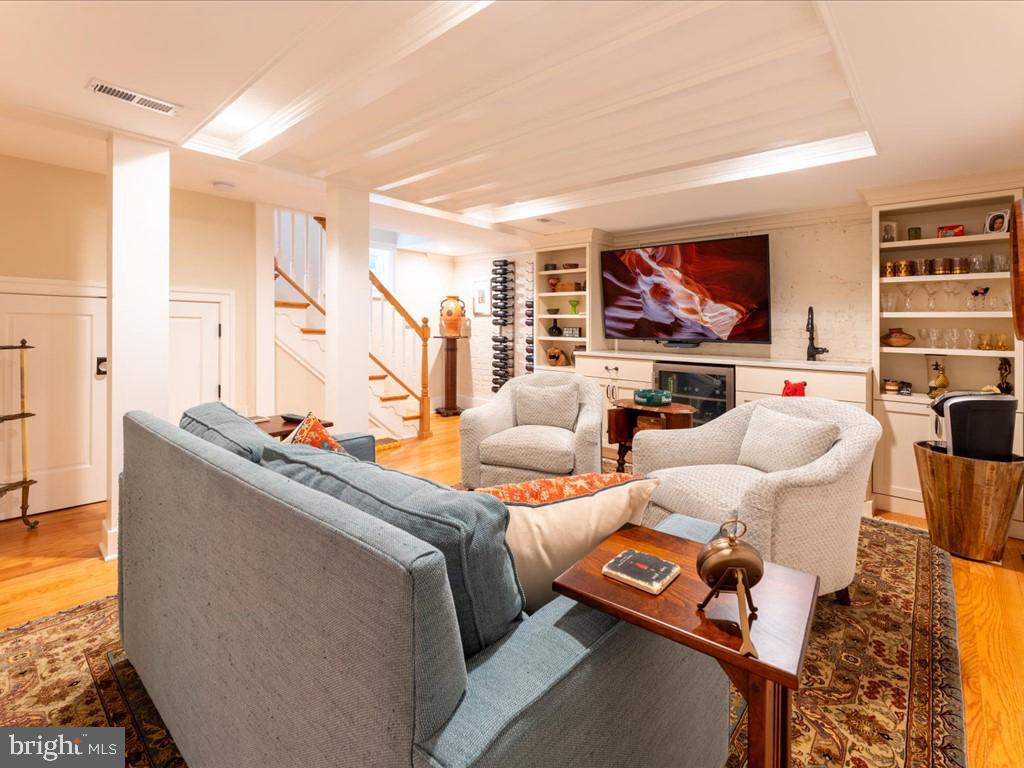 Real estate listing preview #30