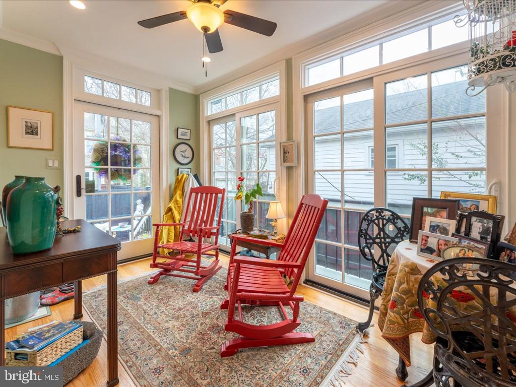 Real estate listing preview #14