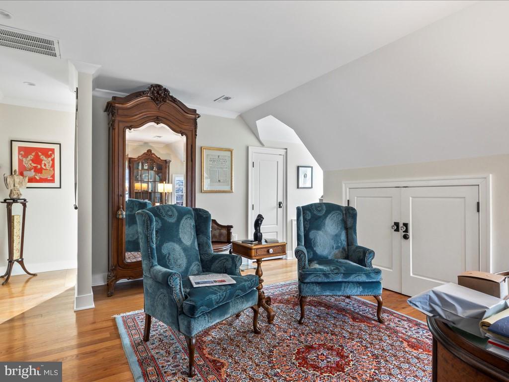 Real estate listing preview #20