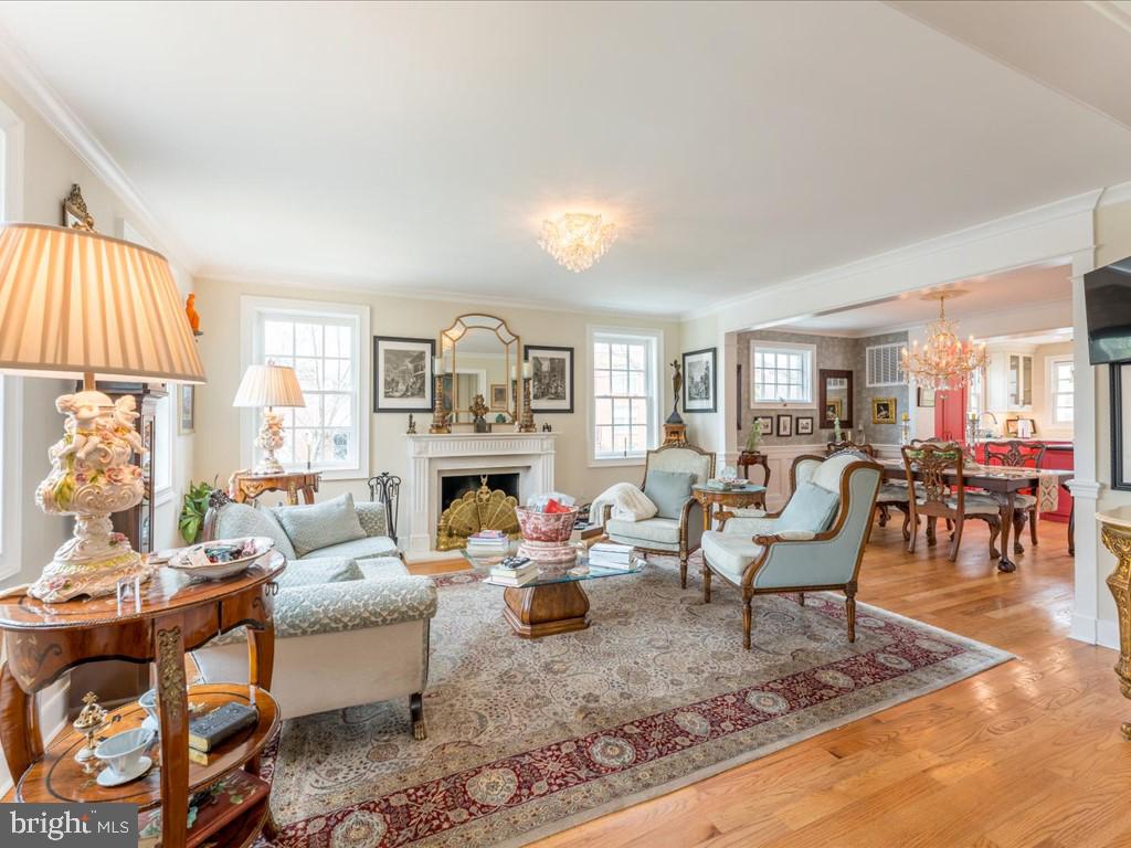 Real estate listing preview #5