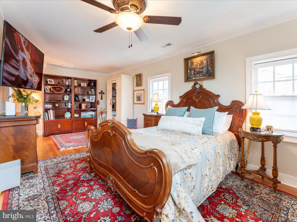 Real estate listing preview #17