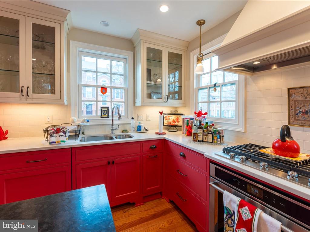 Real estate listing preview #8