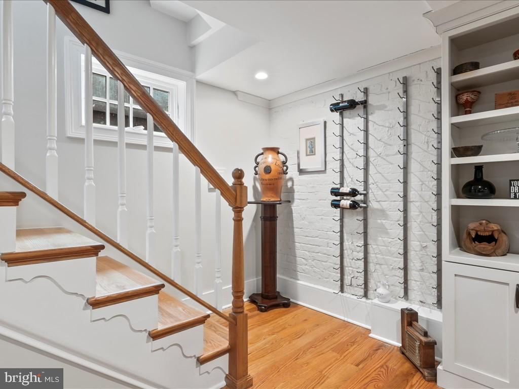 Real estate listing preview #25