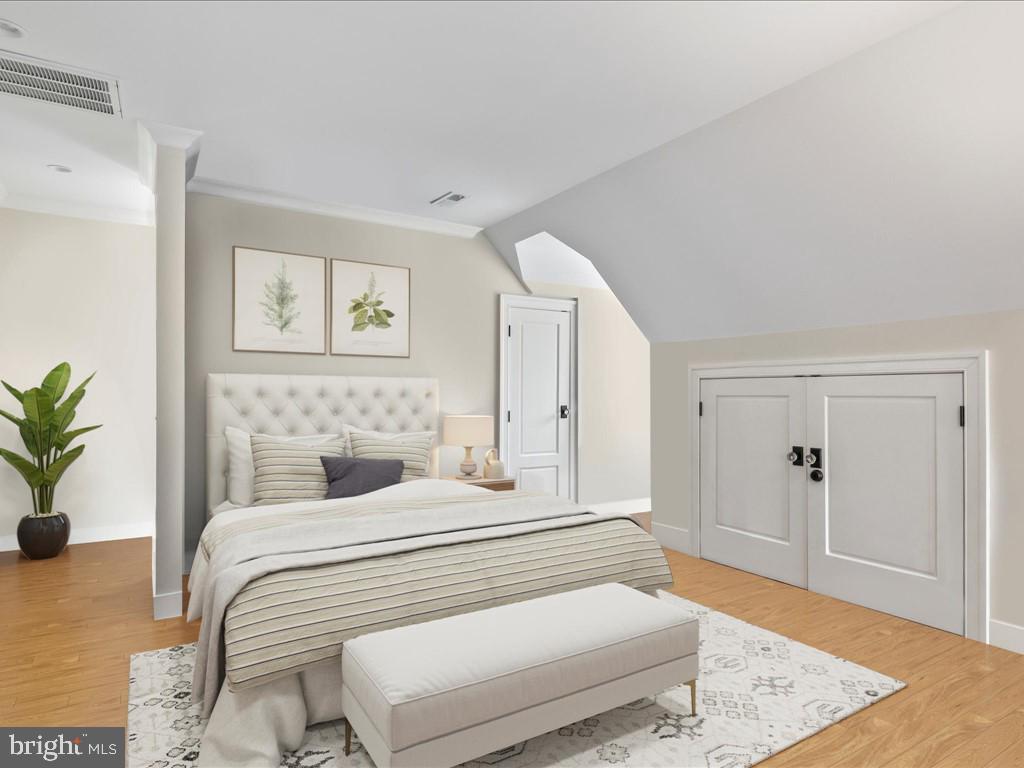 Real estate listing preview #24