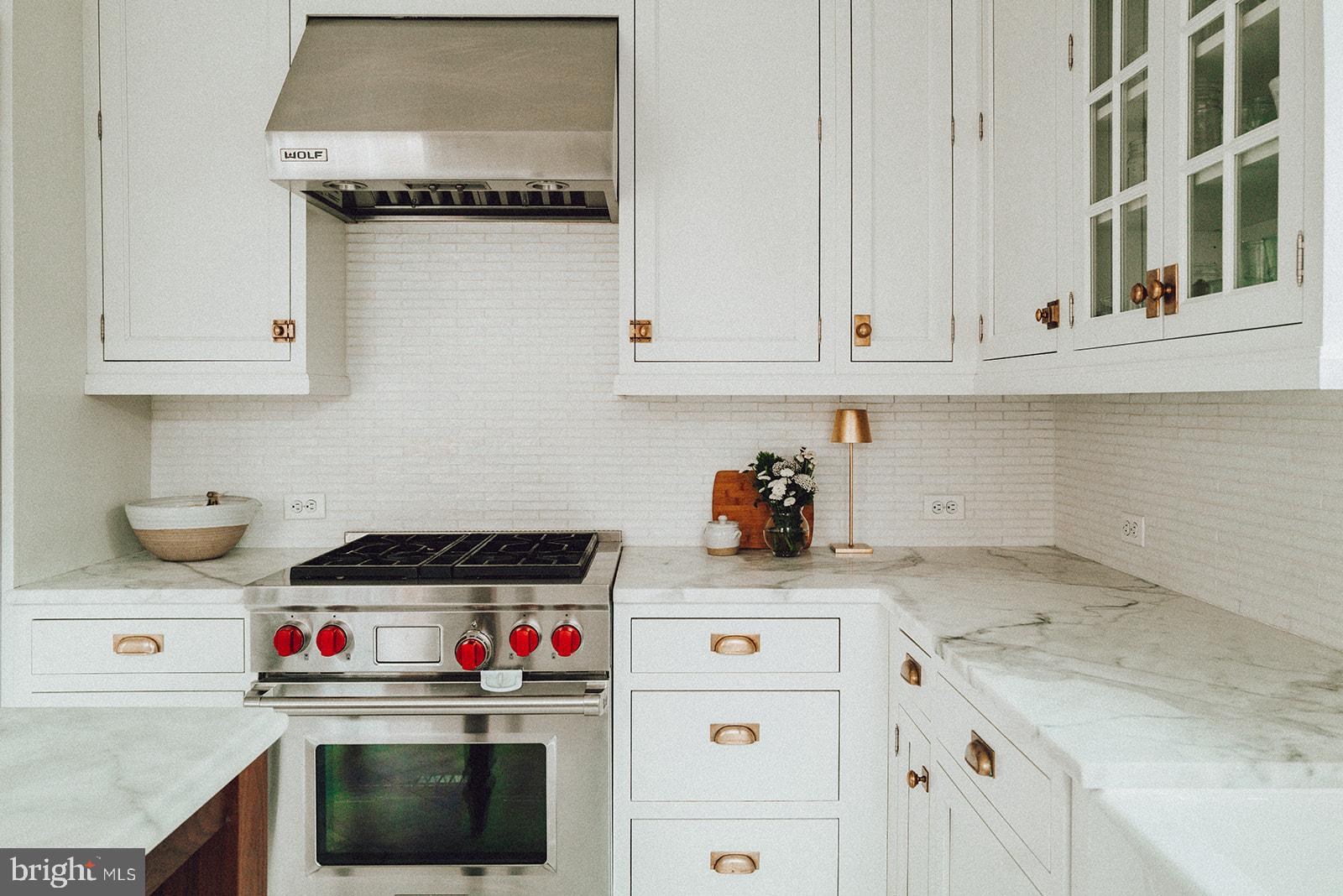 Real estate listing preview #16