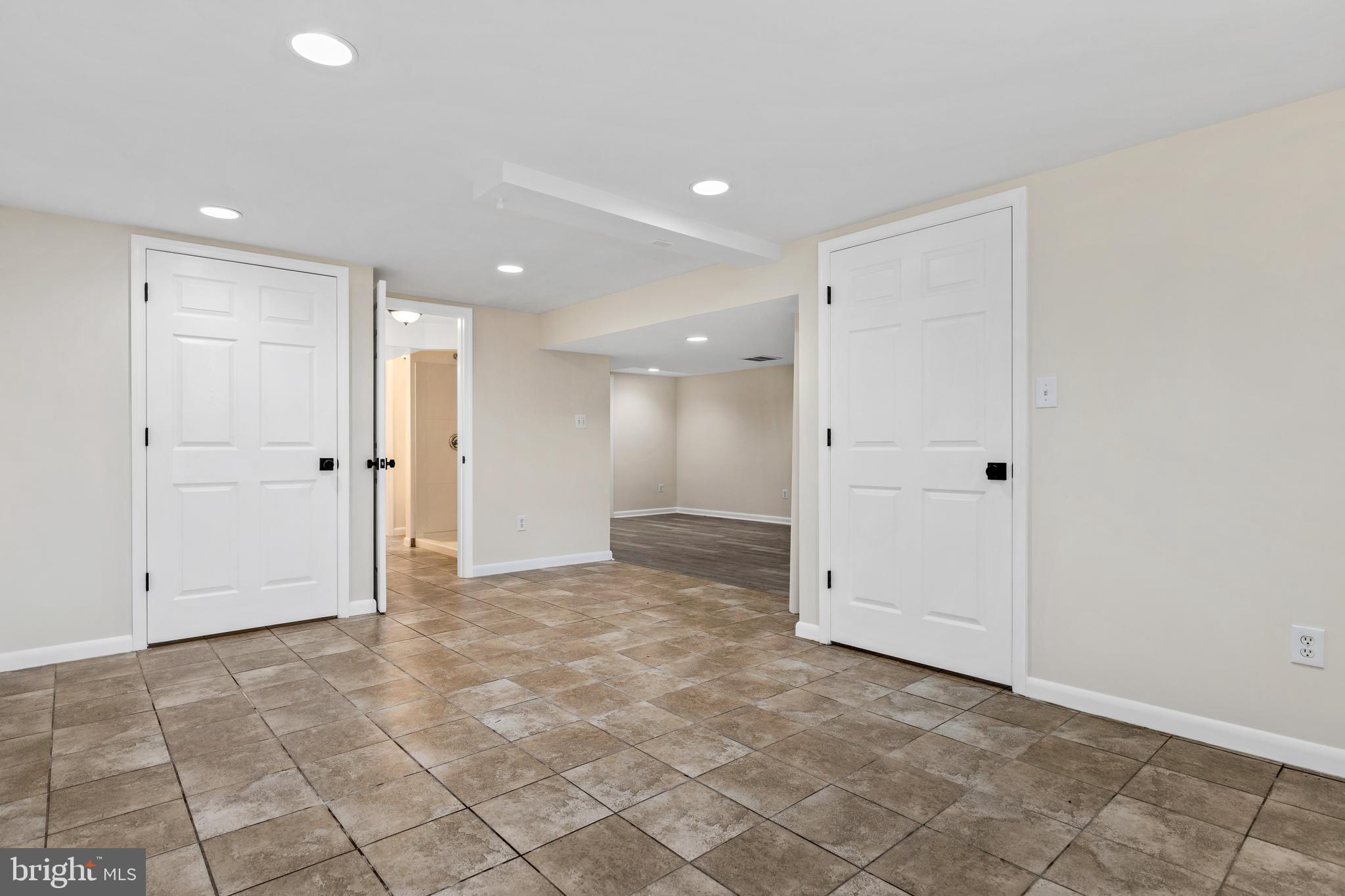 Real estate listing preview #32