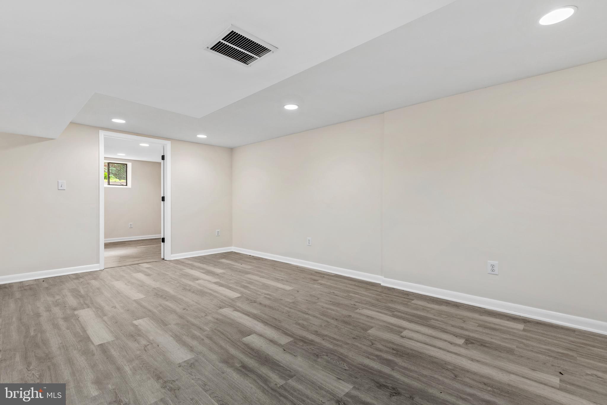 Real estate listing preview #34