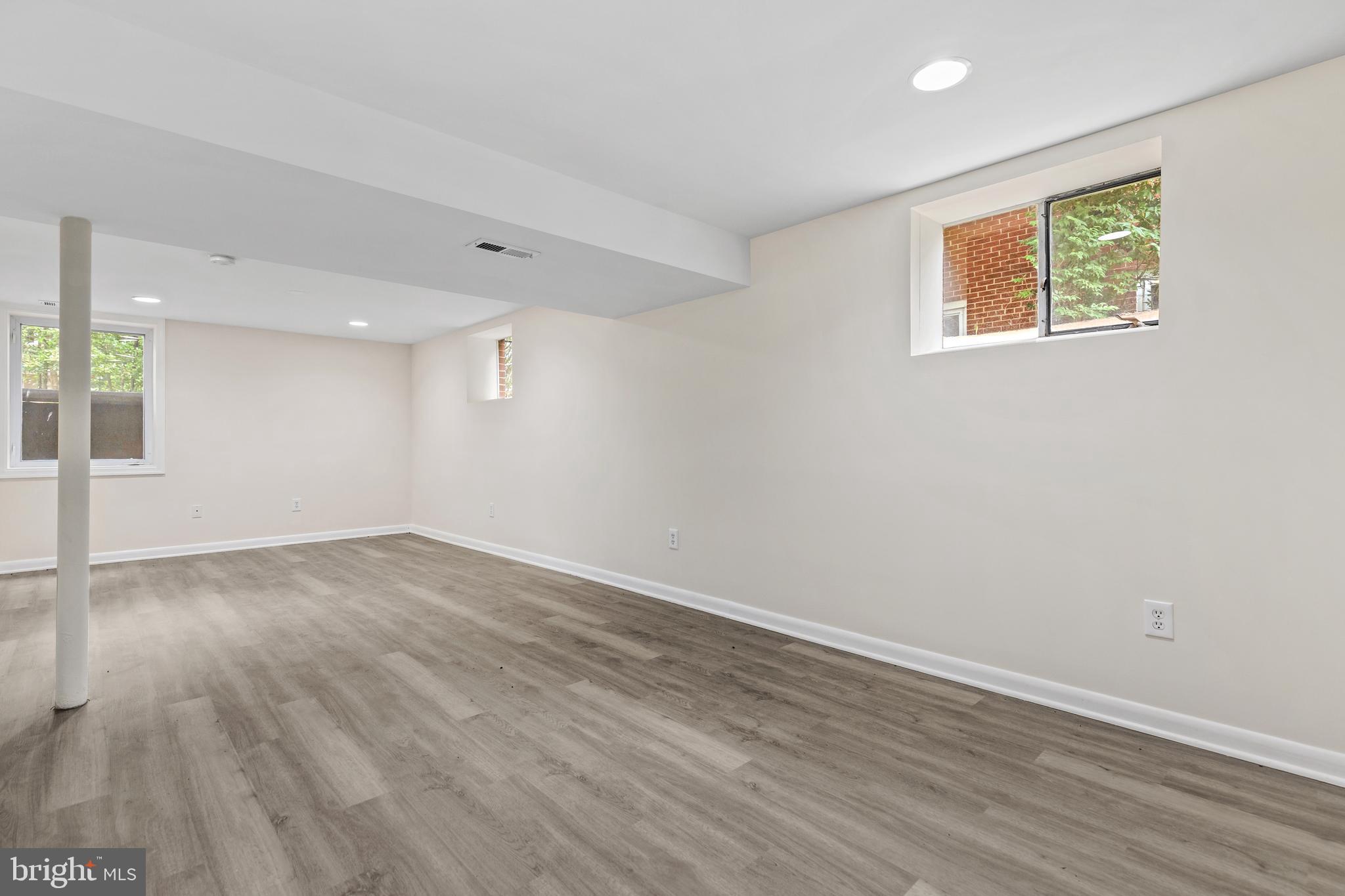 Real estate listing preview #36