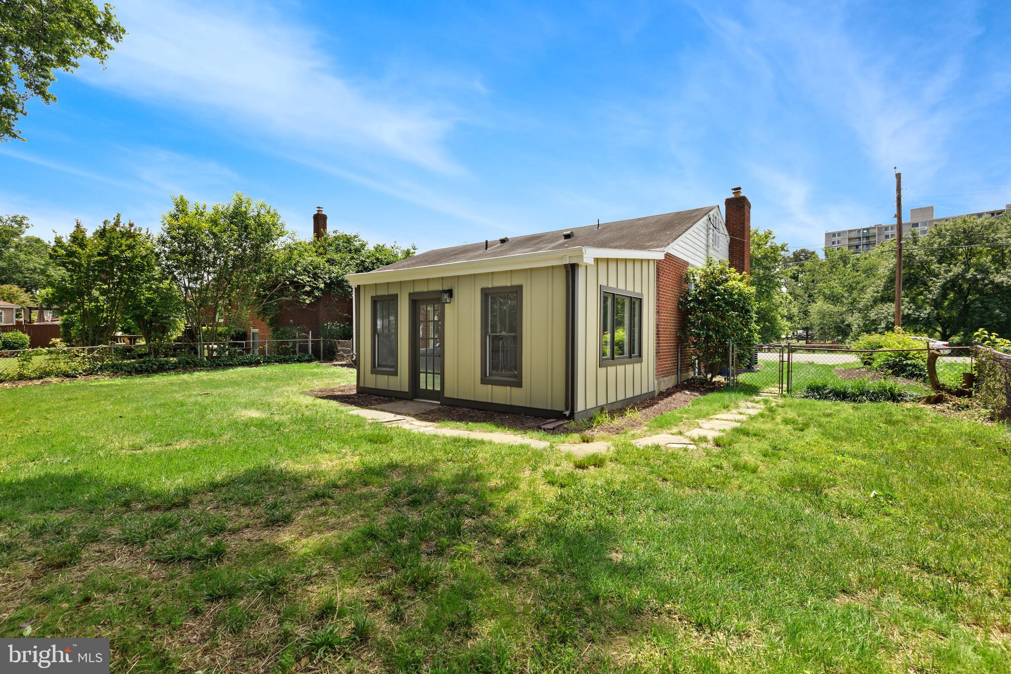 Real estate listing preview #42