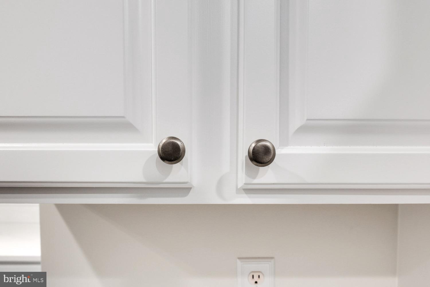 Real estate listing preview #18