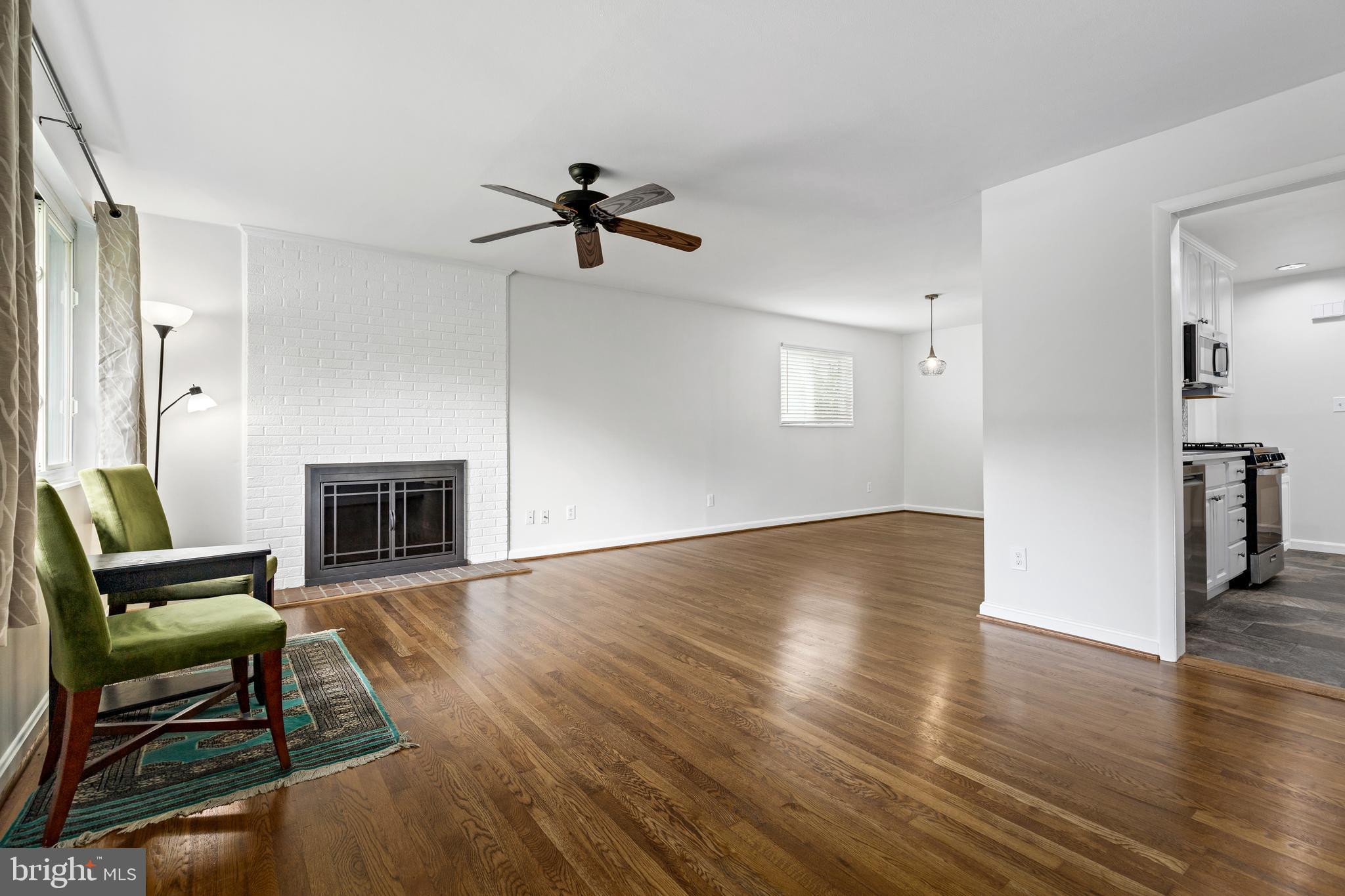 Real estate listing preview #3