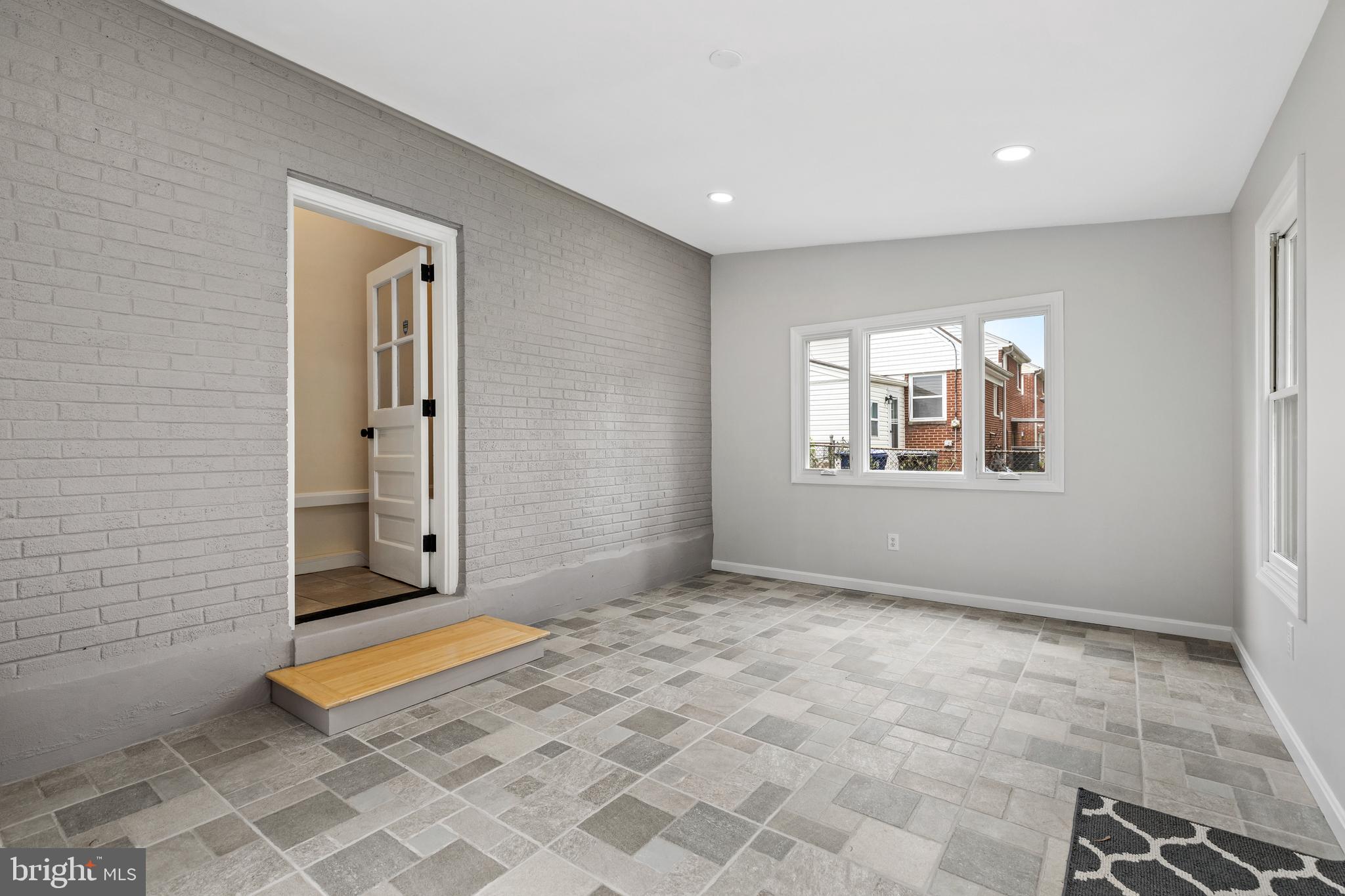 Real estate listing preview #30