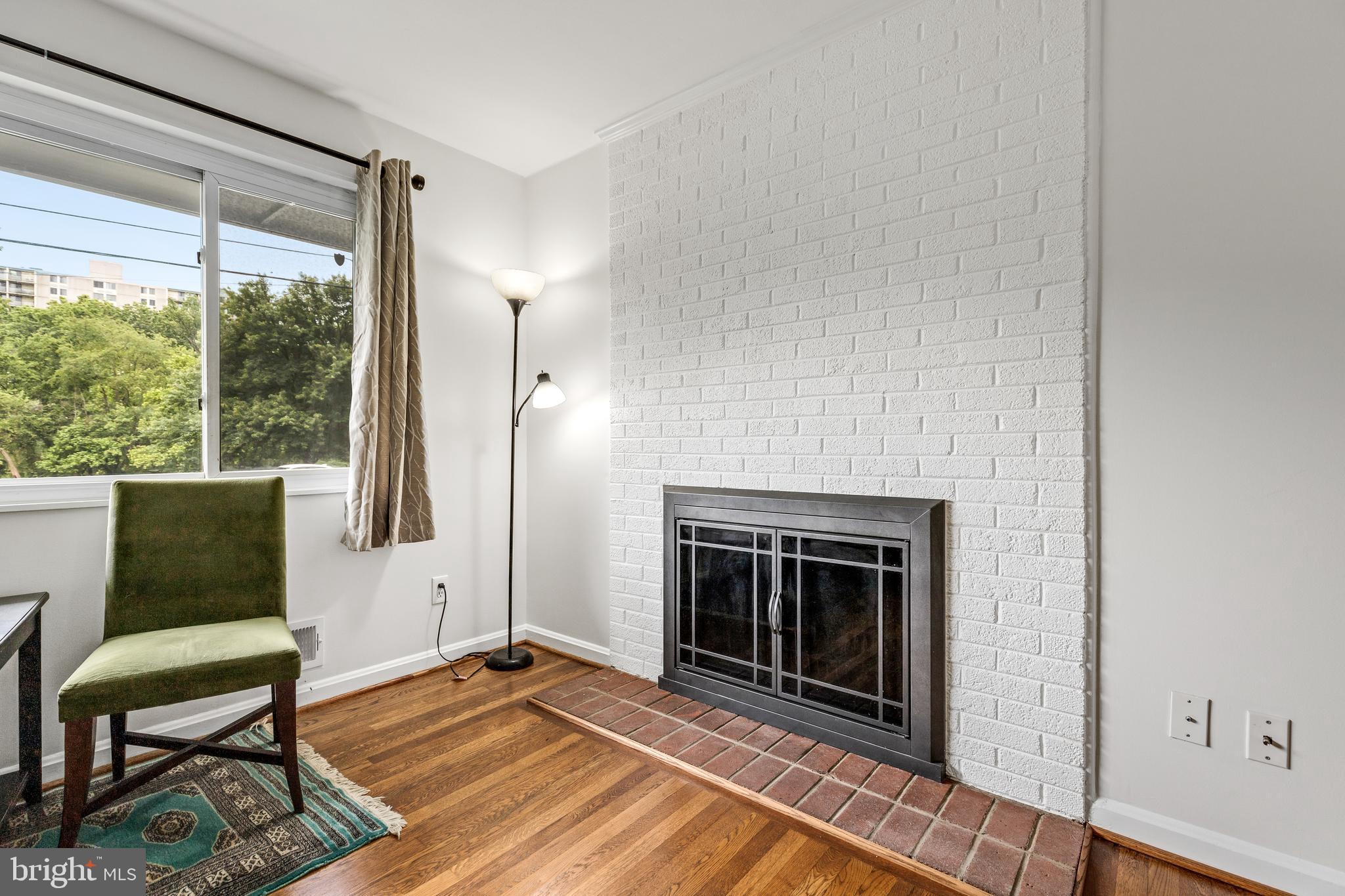 Real estate listing preview #5