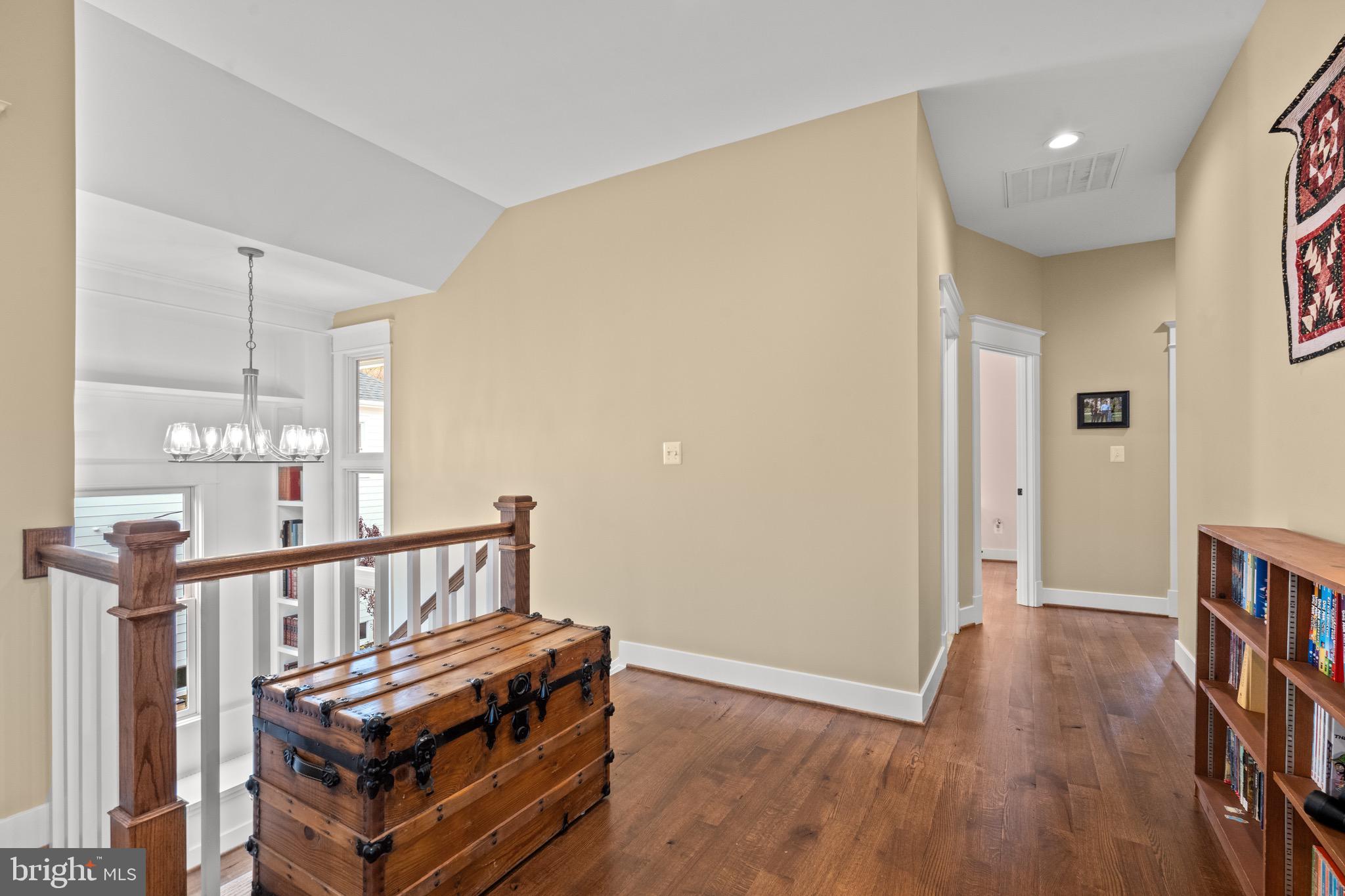 Real estate listing preview #22