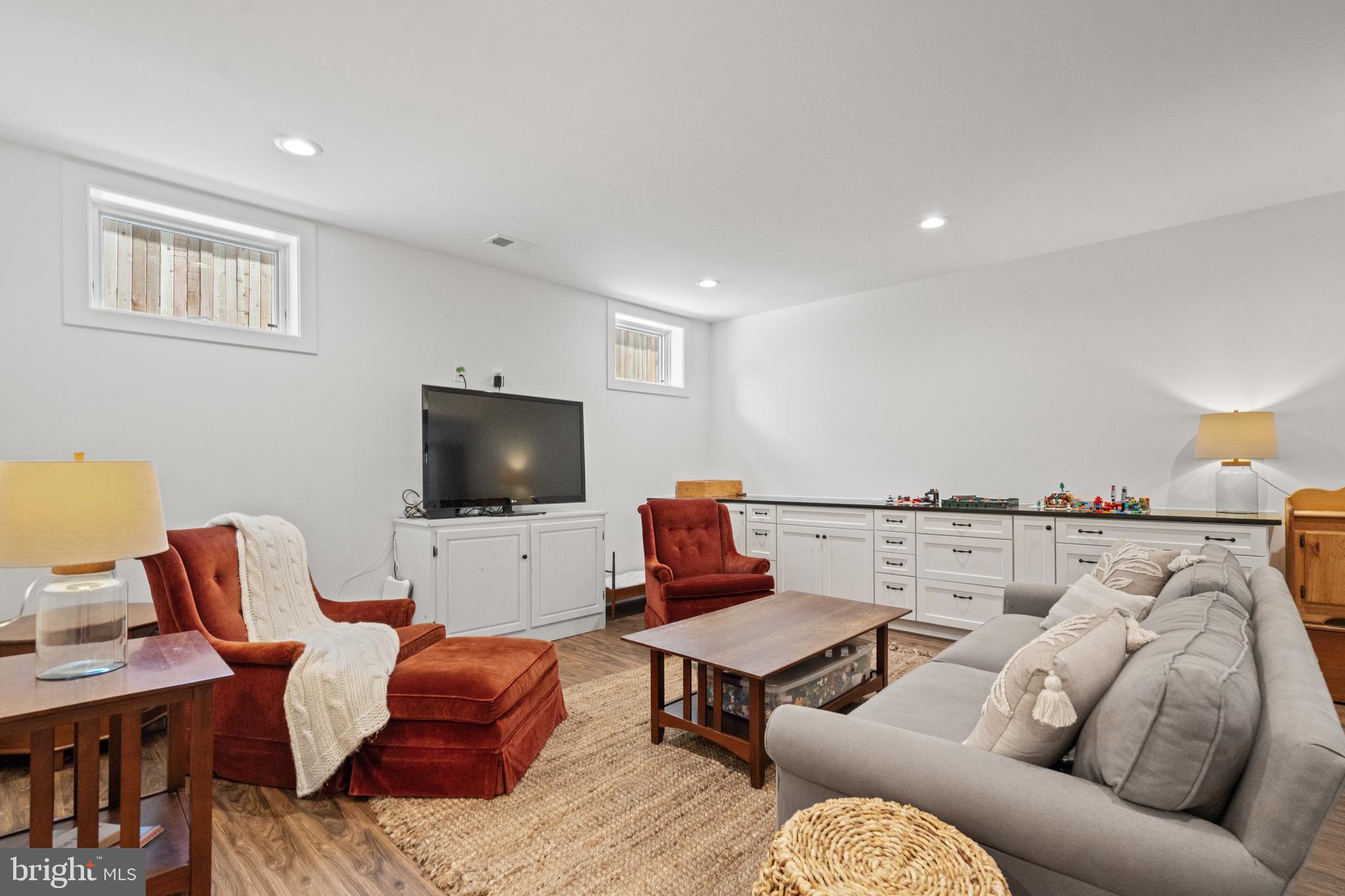 Real estate listing preview #37