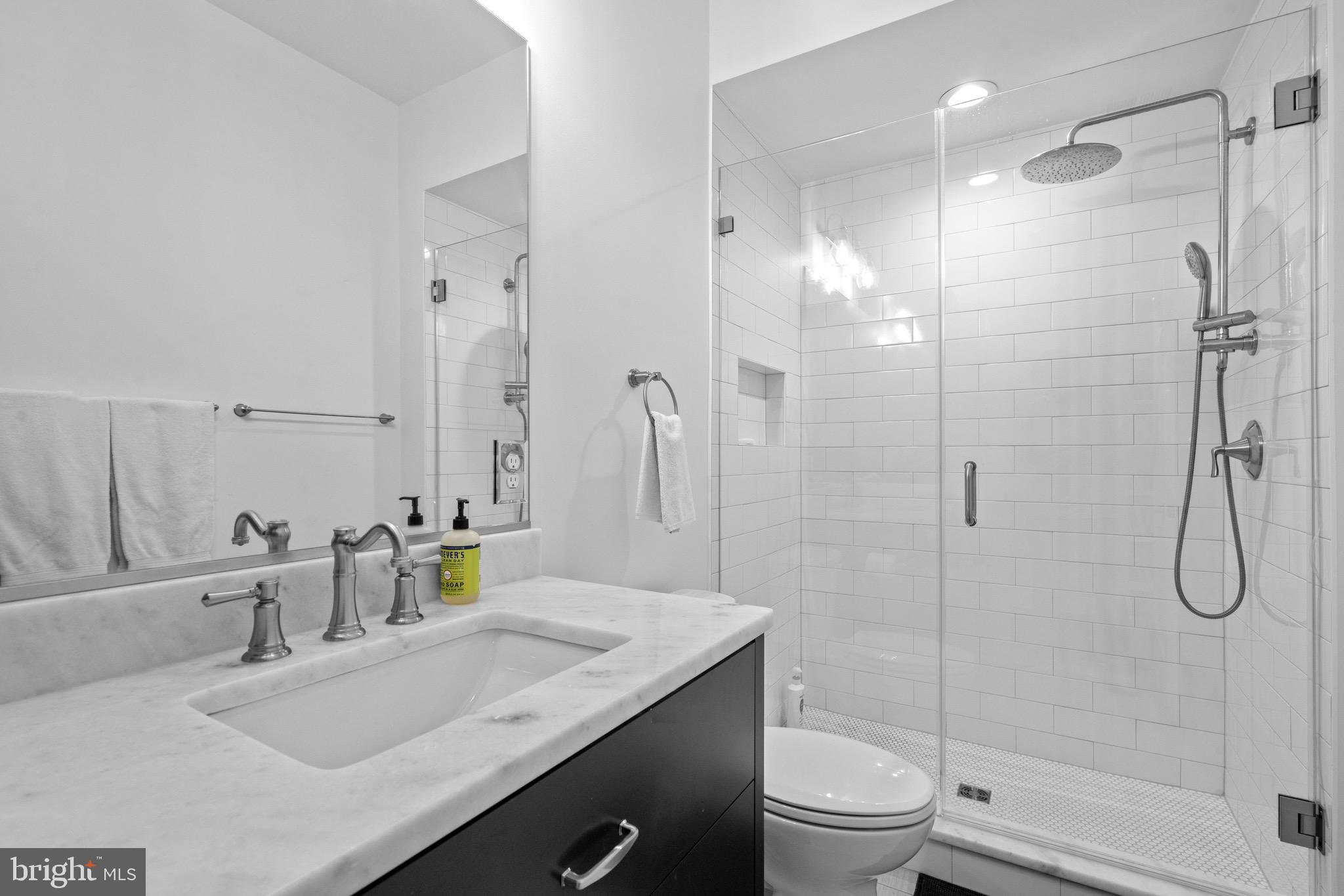 Real estate listing preview #34