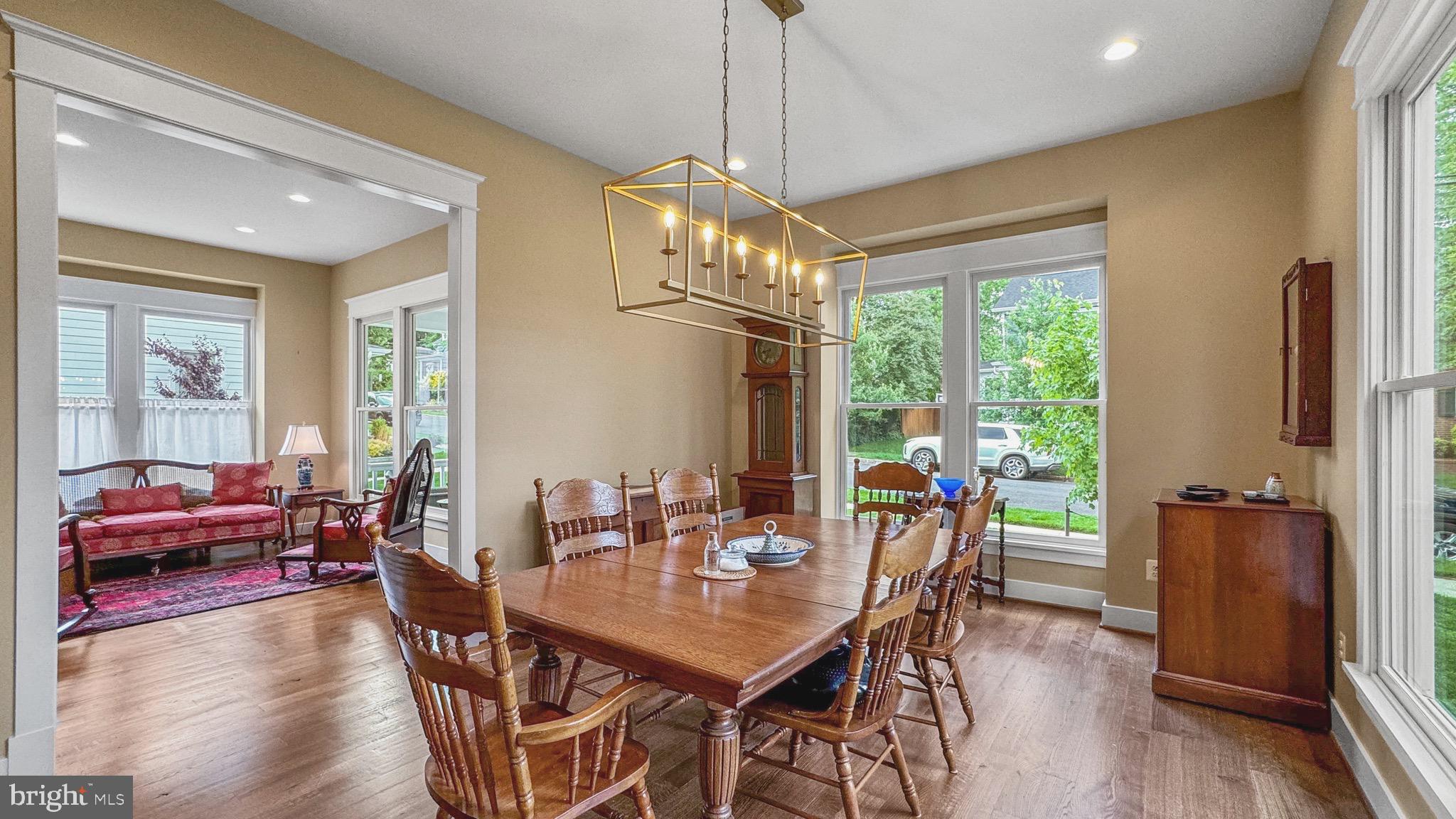 Real estate listing preview #14