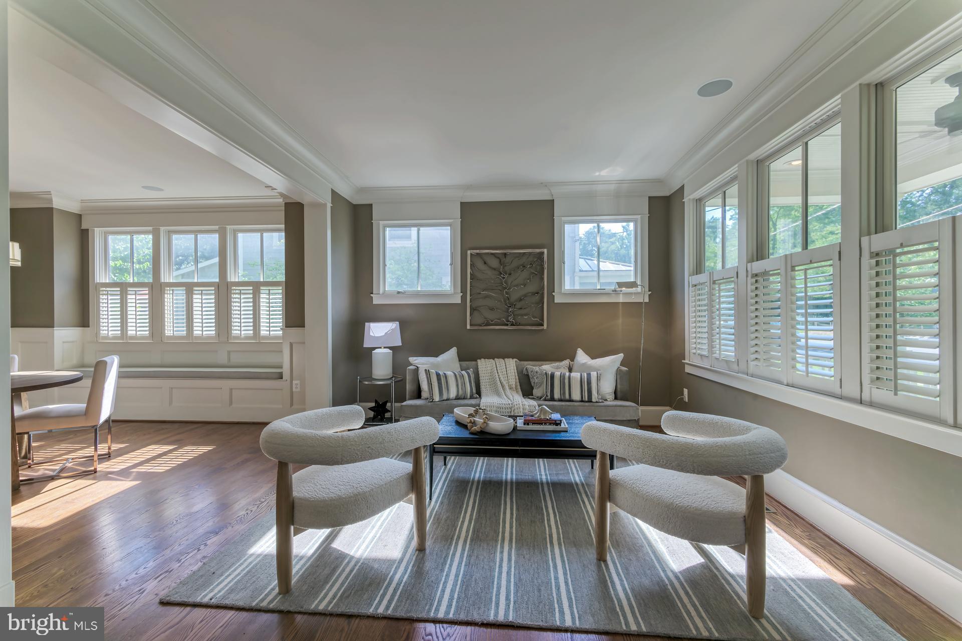 Real estate listing preview #6