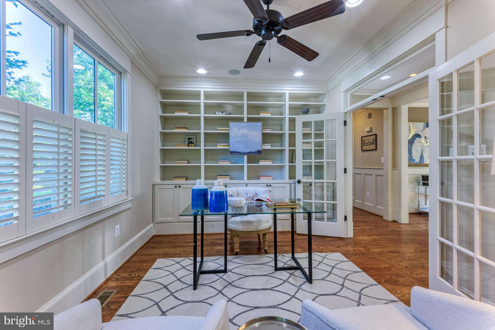 Real estate listing preview #12