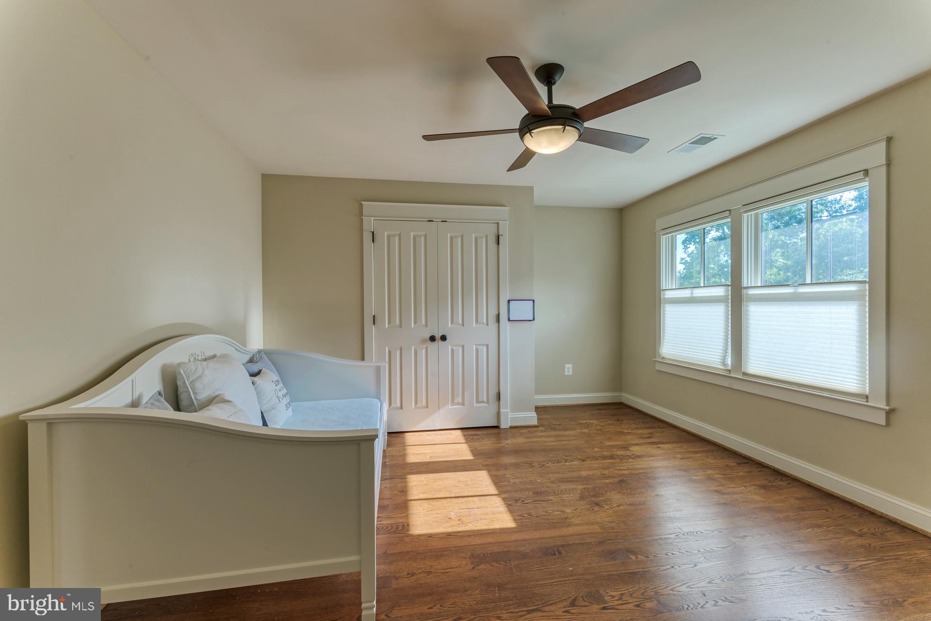 Real estate listing preview #49