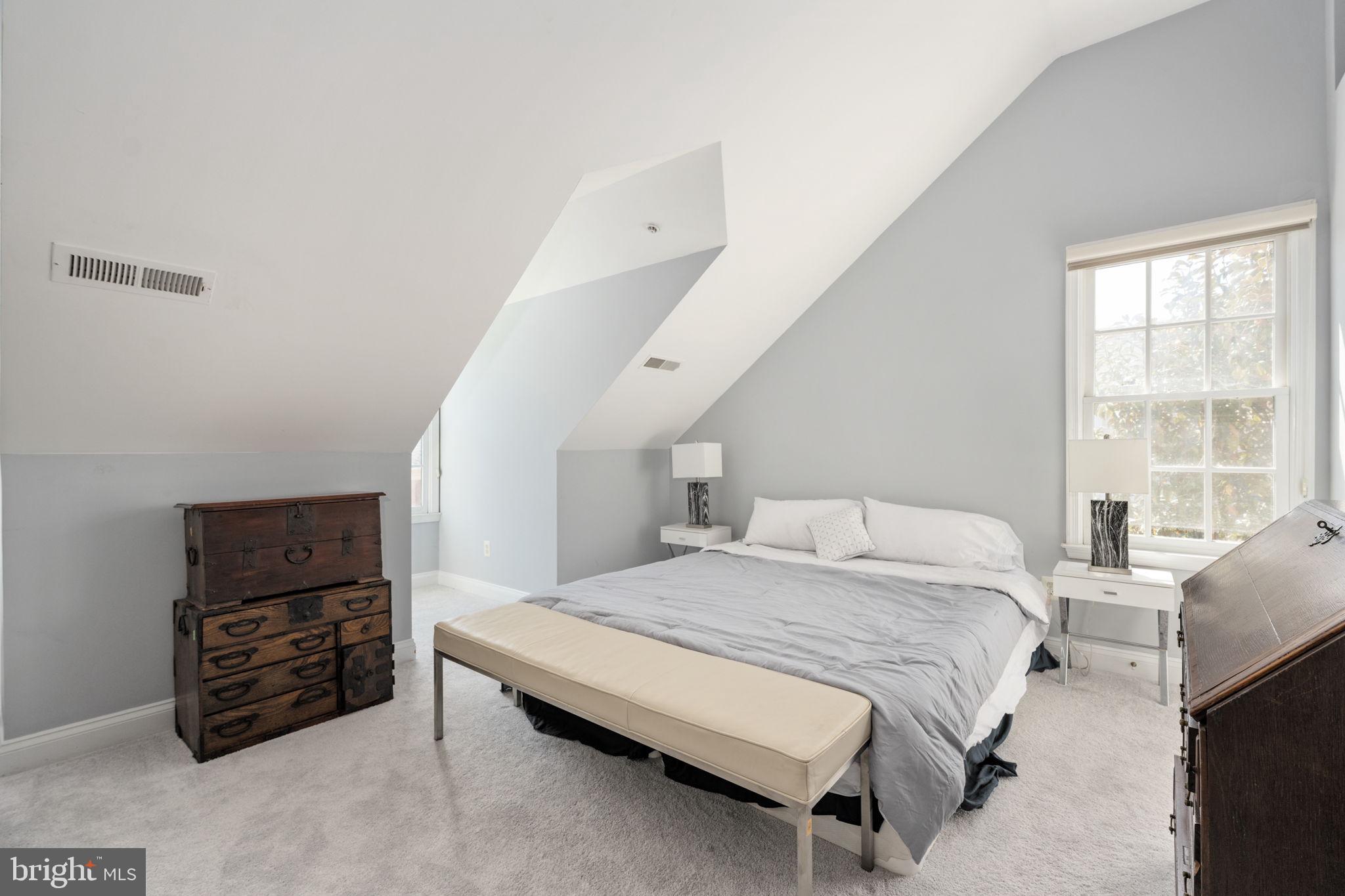 Real estate listing preview #23