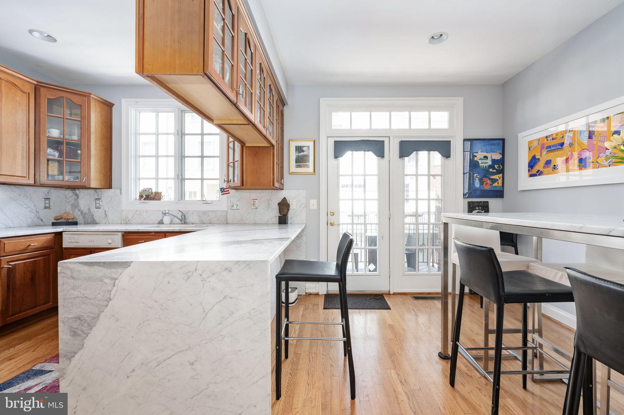 Real estate listing preview #6