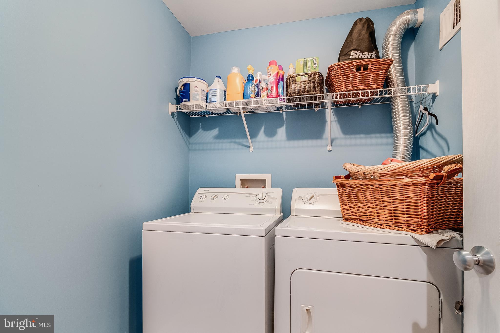 Real estate listing preview #24