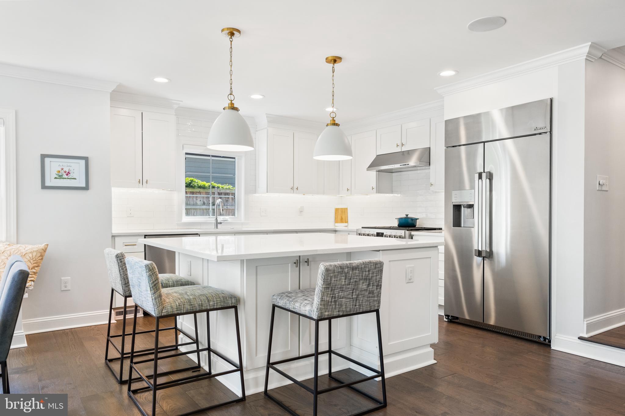 Real estate listing preview #12