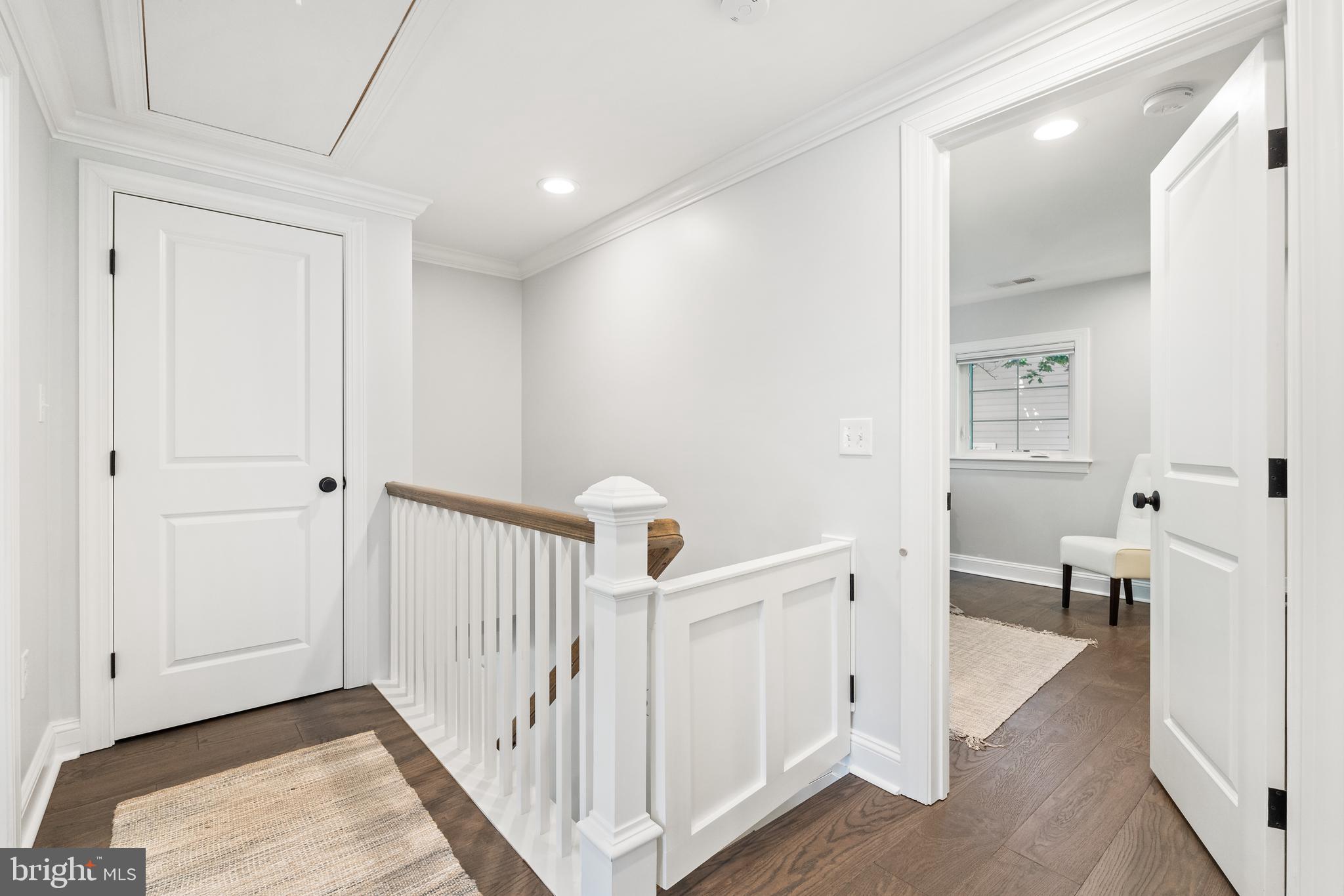 Real estate listing preview #14