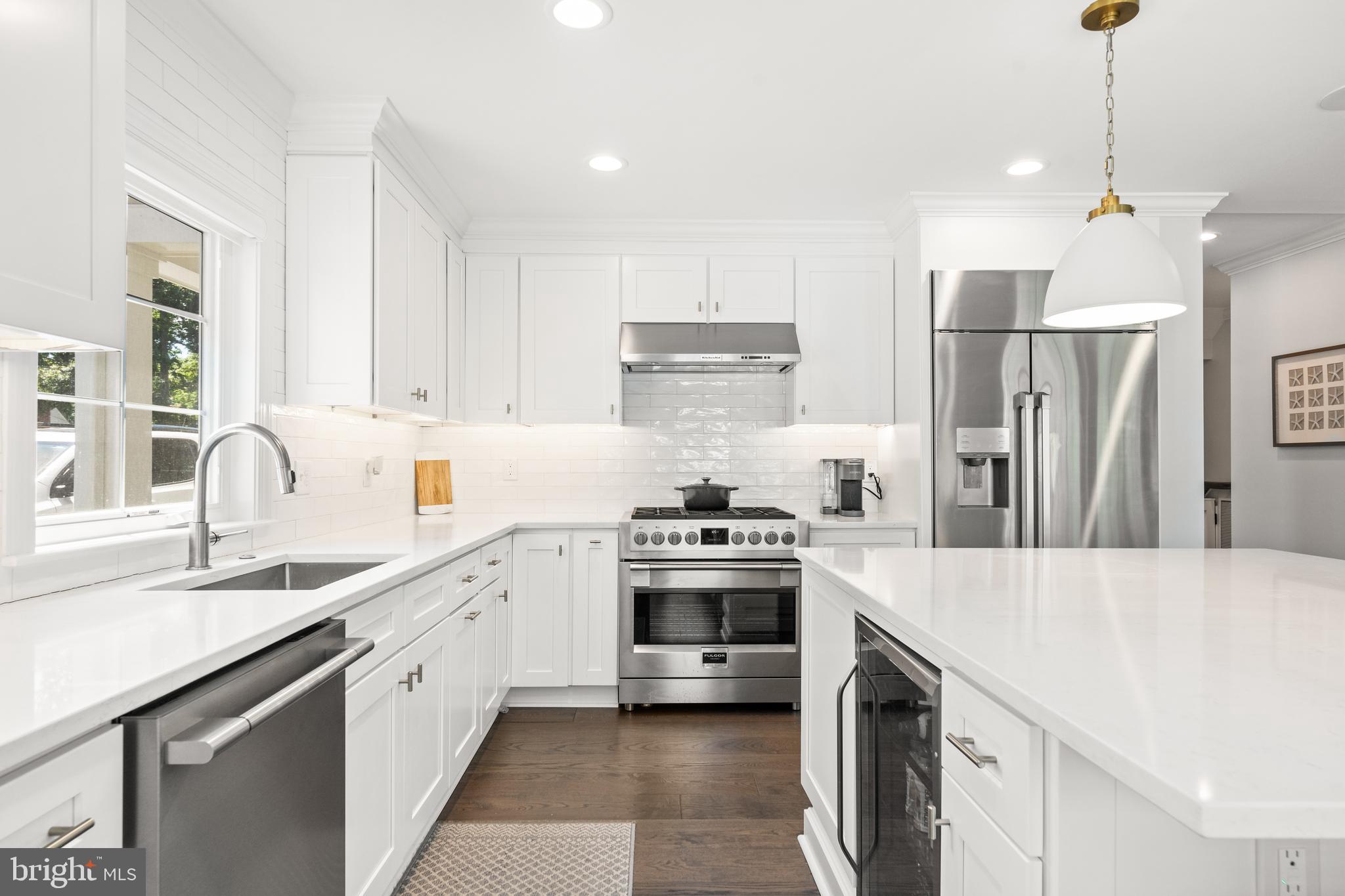 Real estate listing preview #13