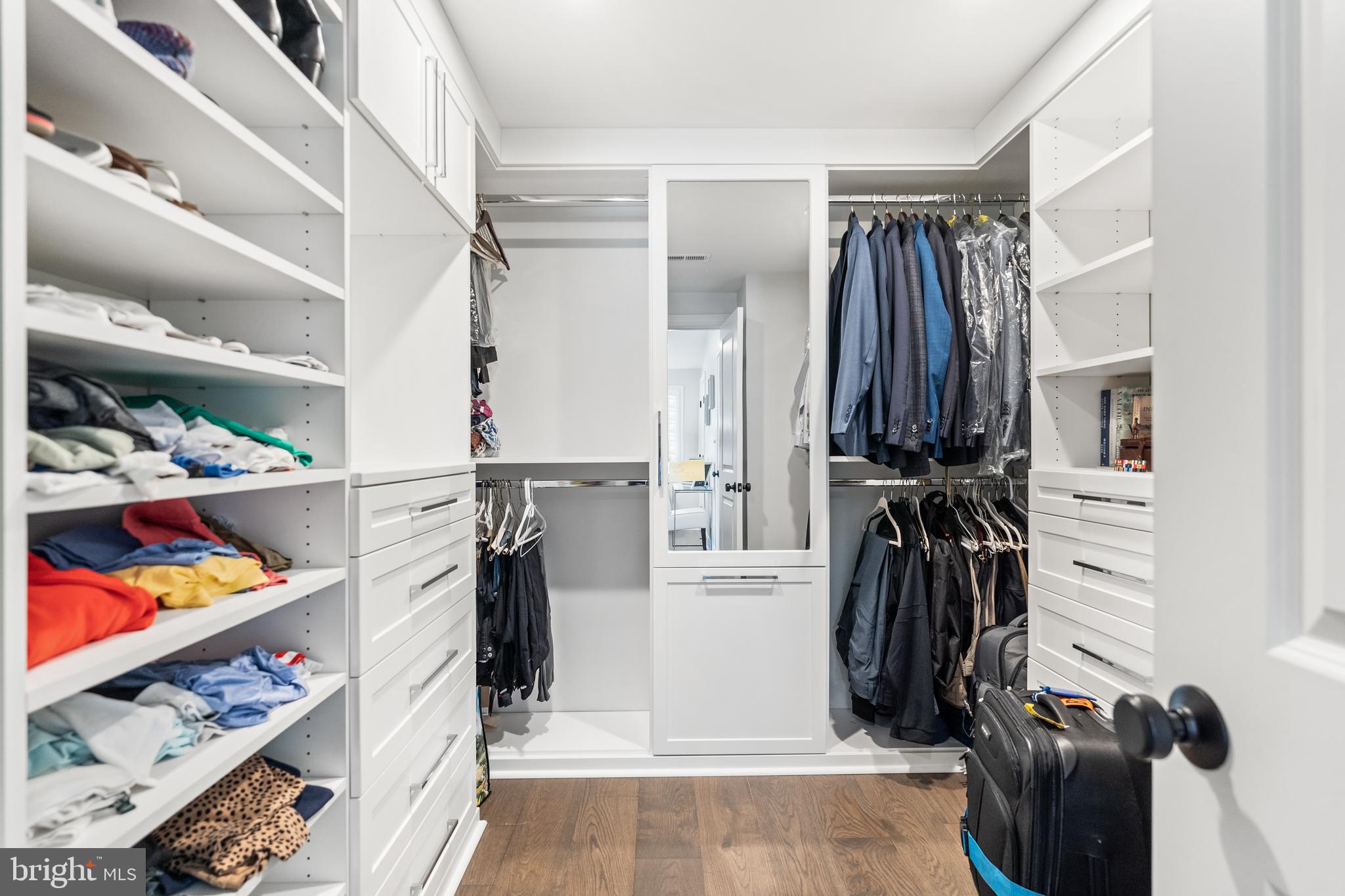 Real estate listing preview #18