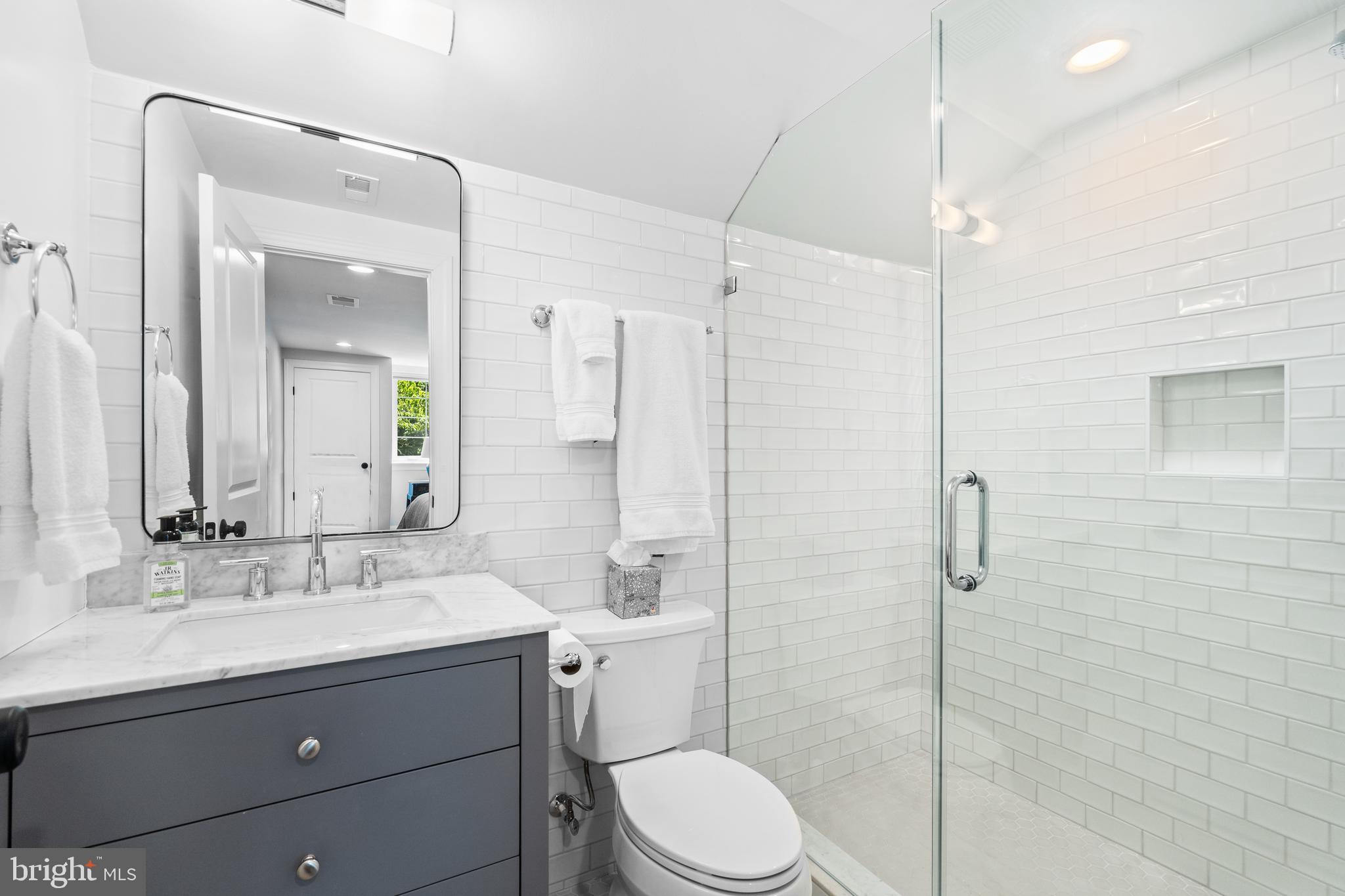 Real estate listing preview #22