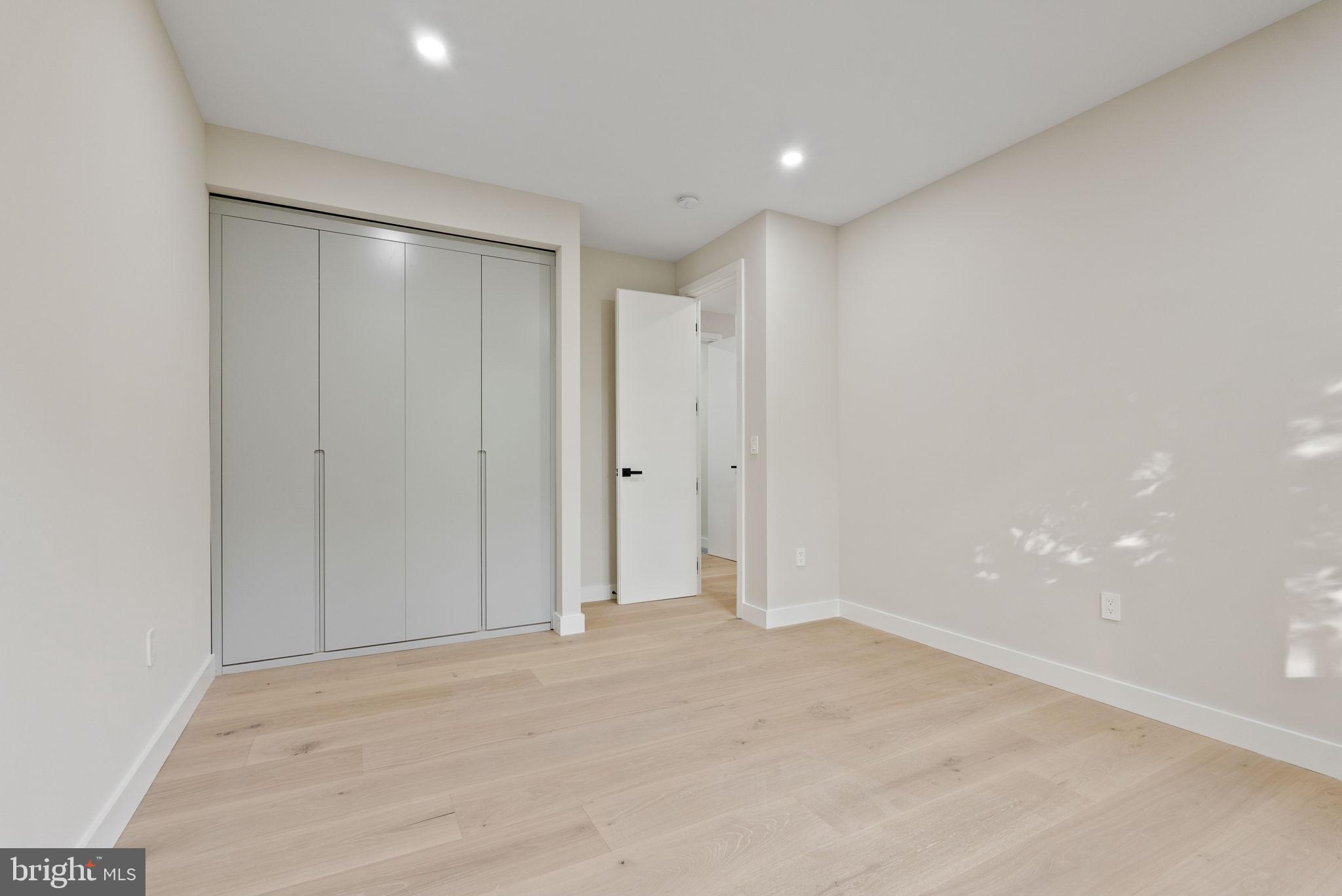 Real estate listing preview #25