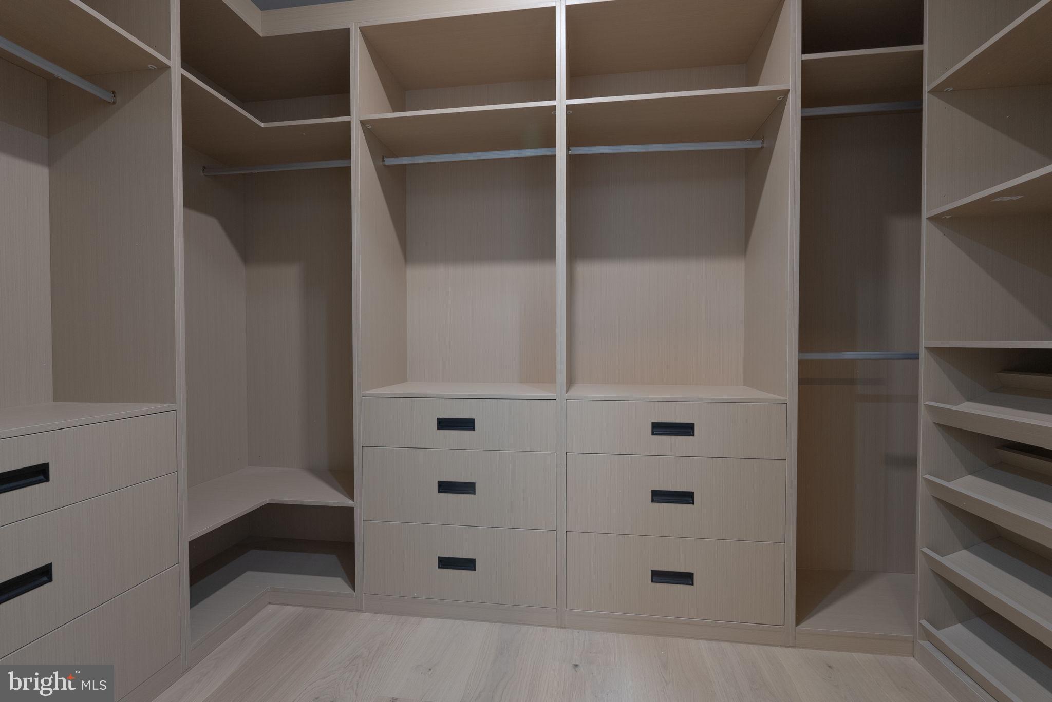 Real estate listing preview #30