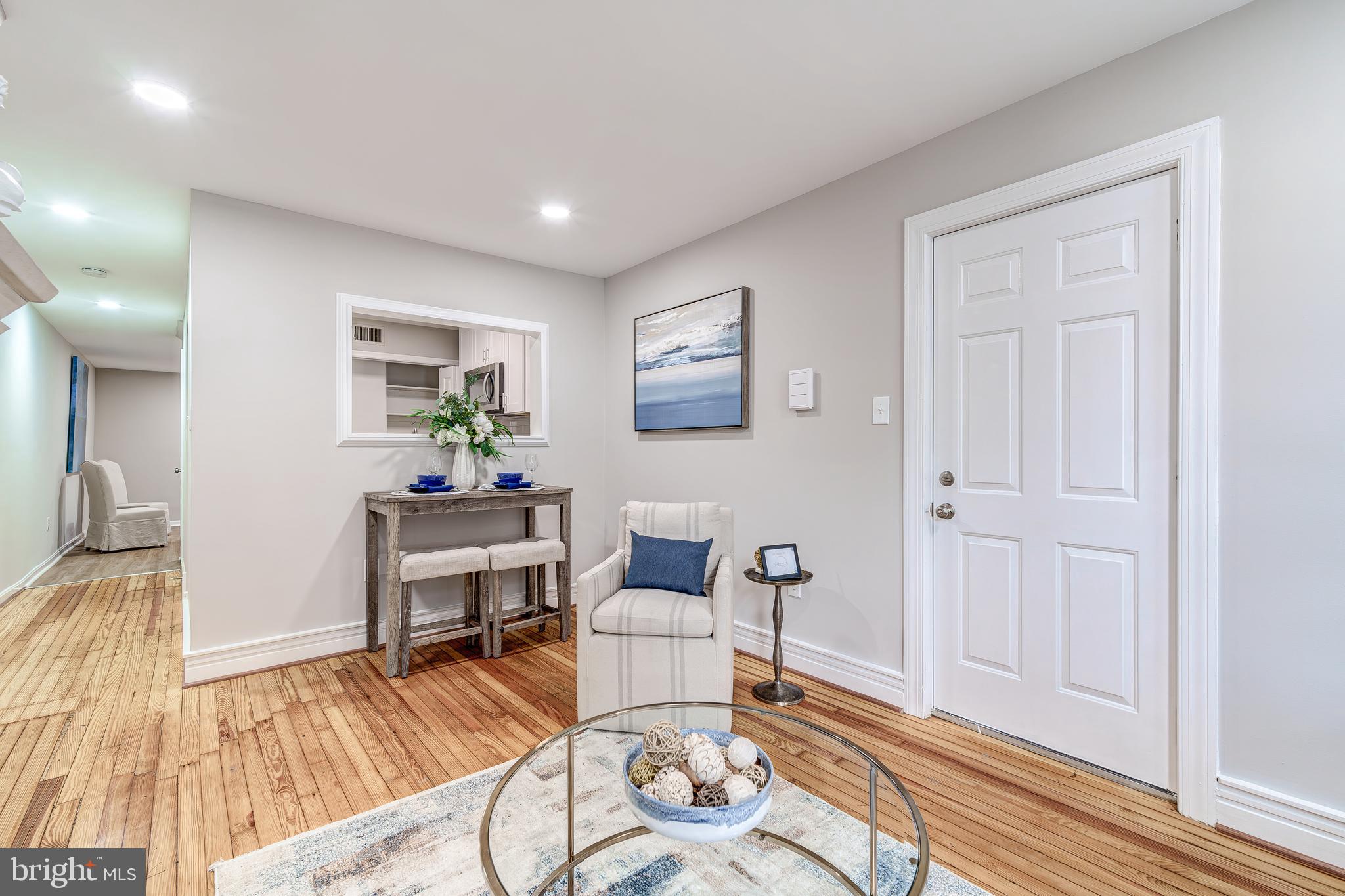 Real estate listing preview #4