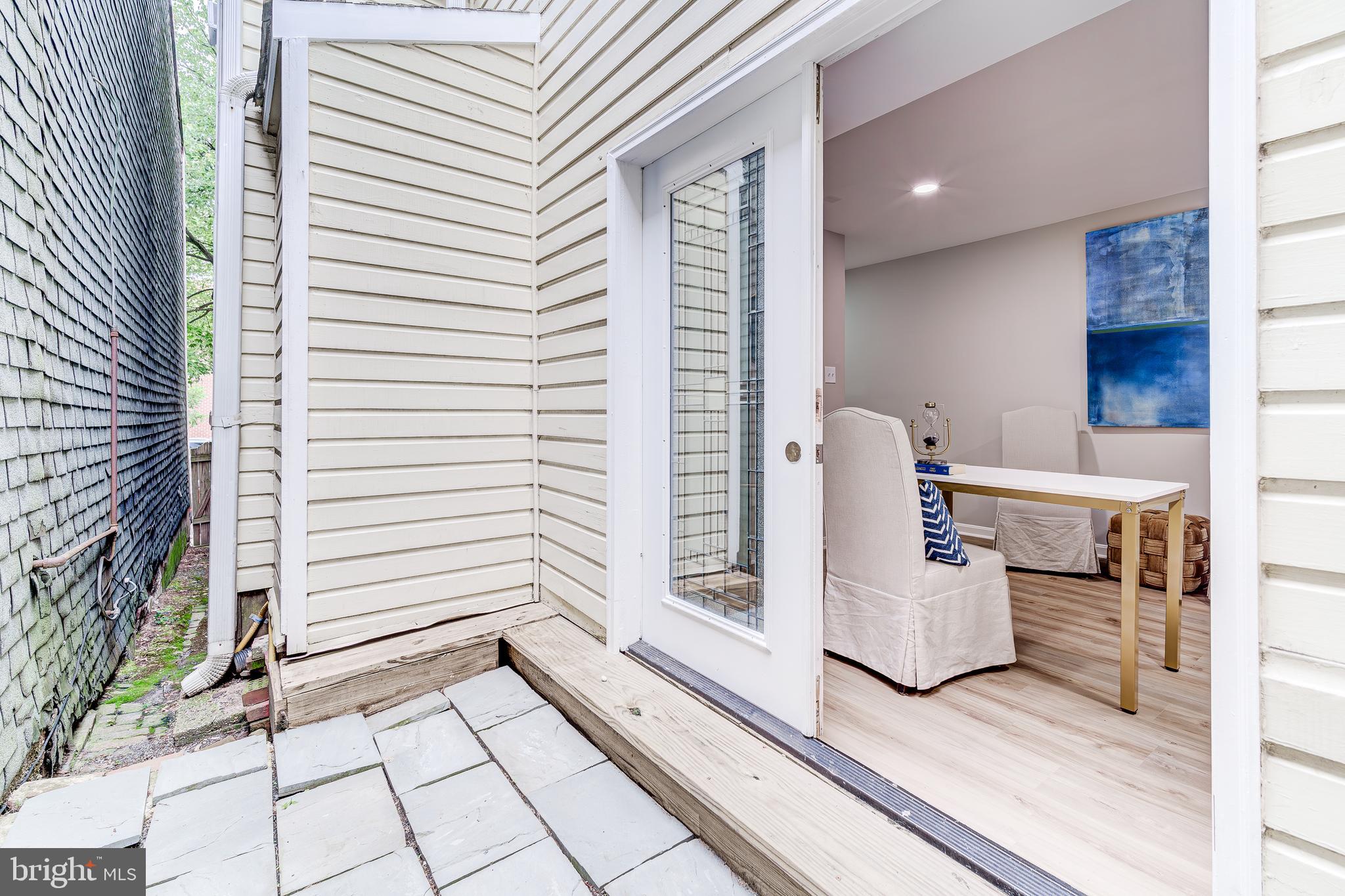 Real estate listing preview #12