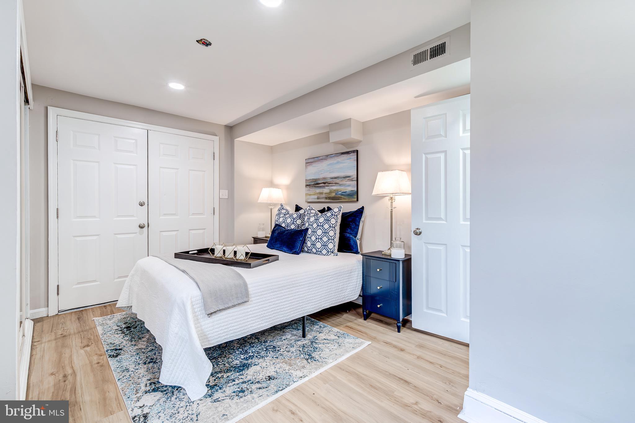 Real estate listing preview #14