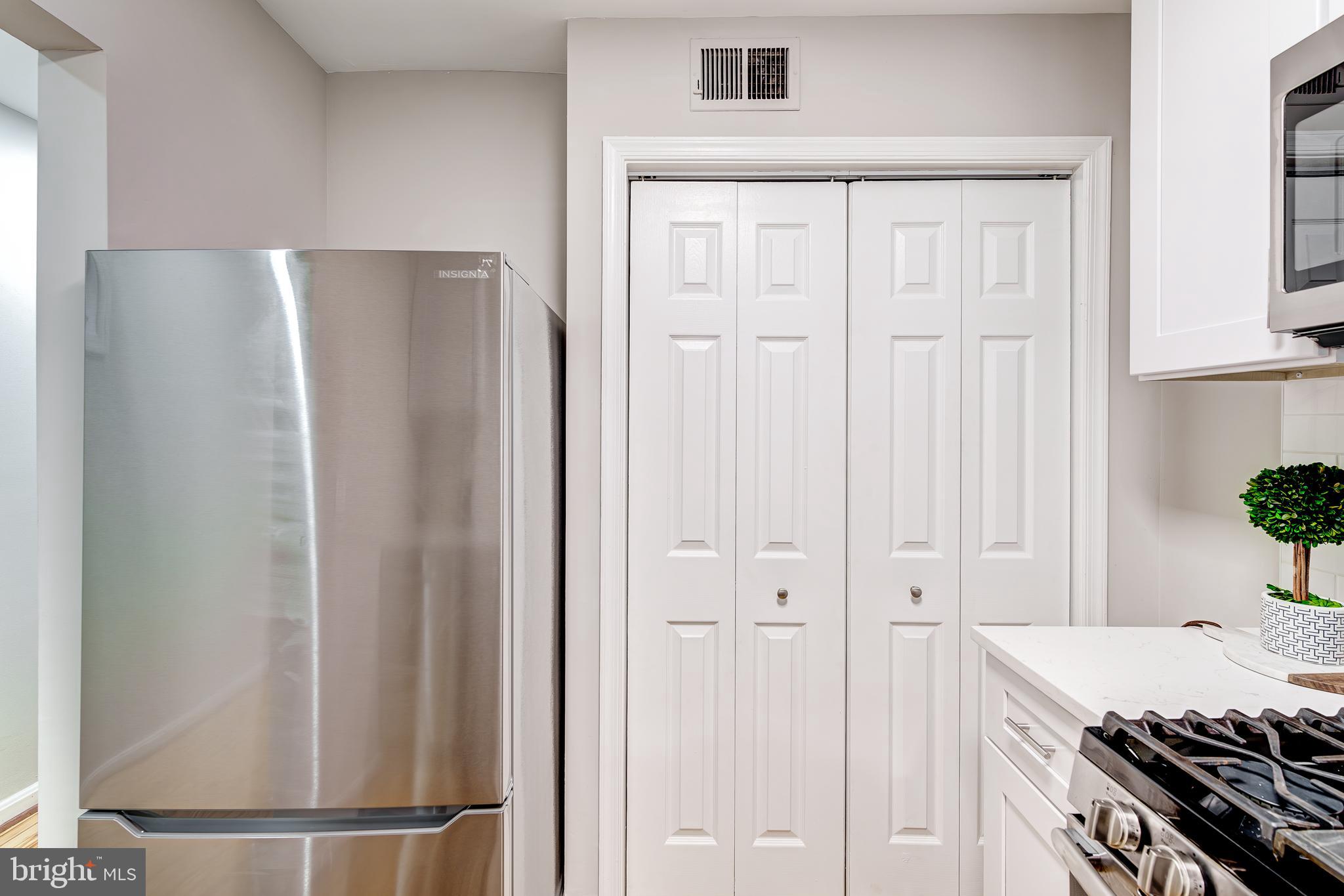 Real estate listing preview #7