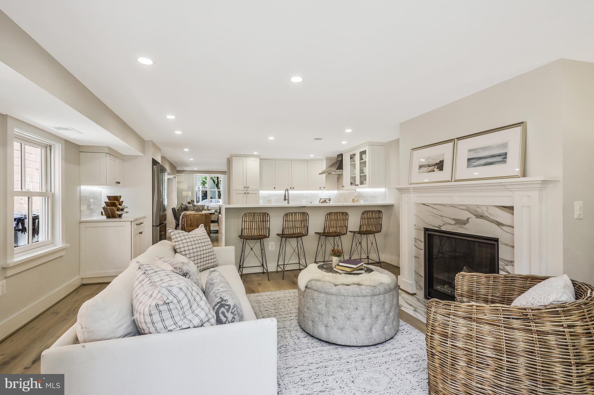 Real estate listing preview #15