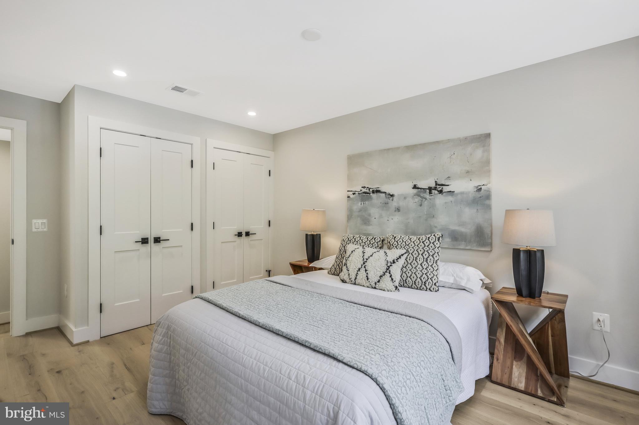 Real estate listing preview #19