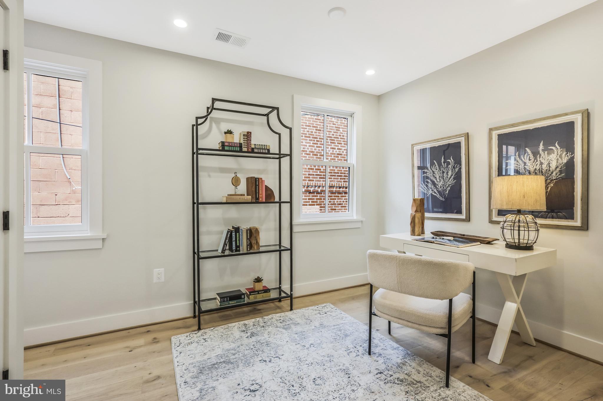 Real estate listing preview #23