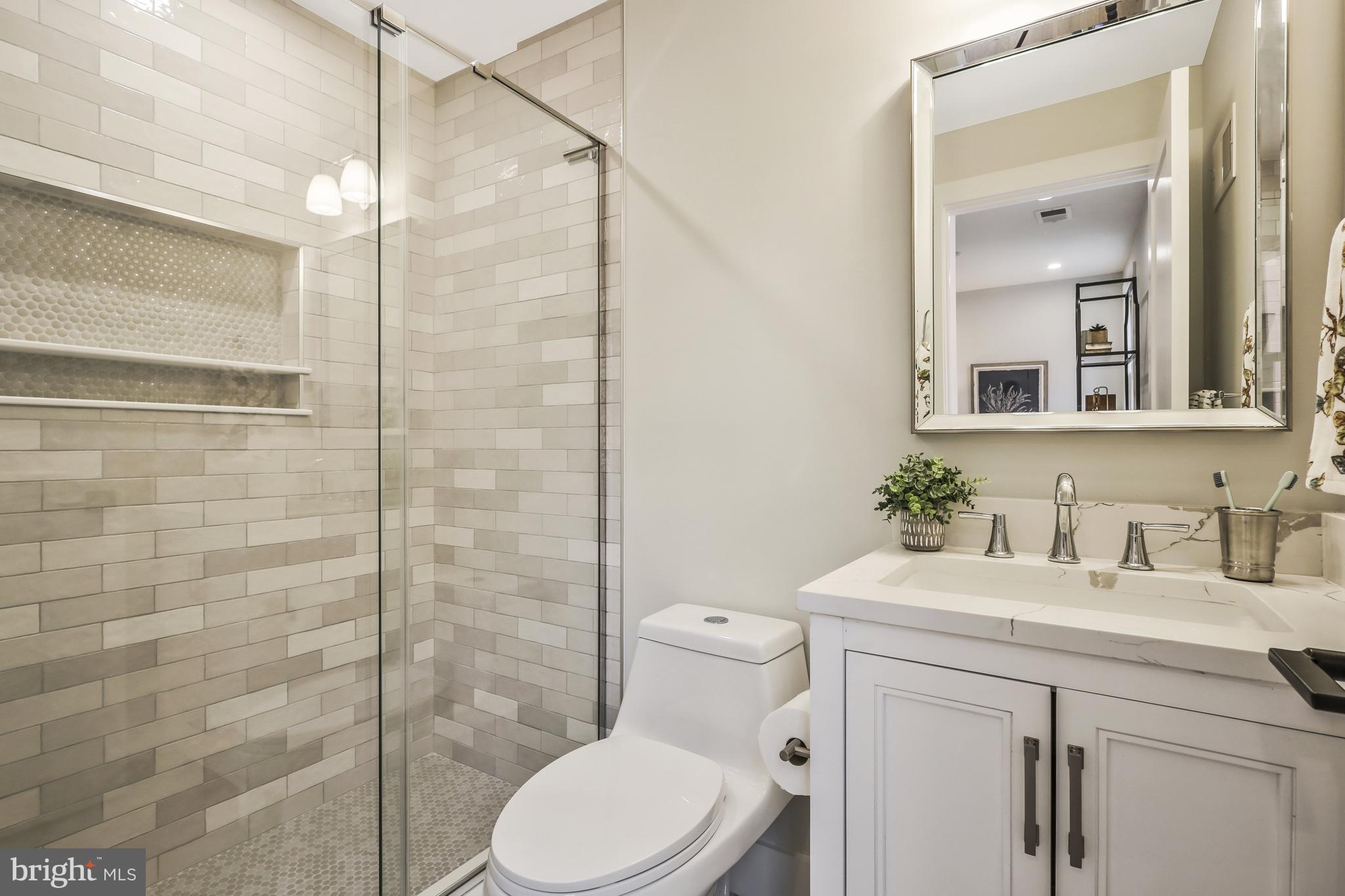 Real estate listing preview #25