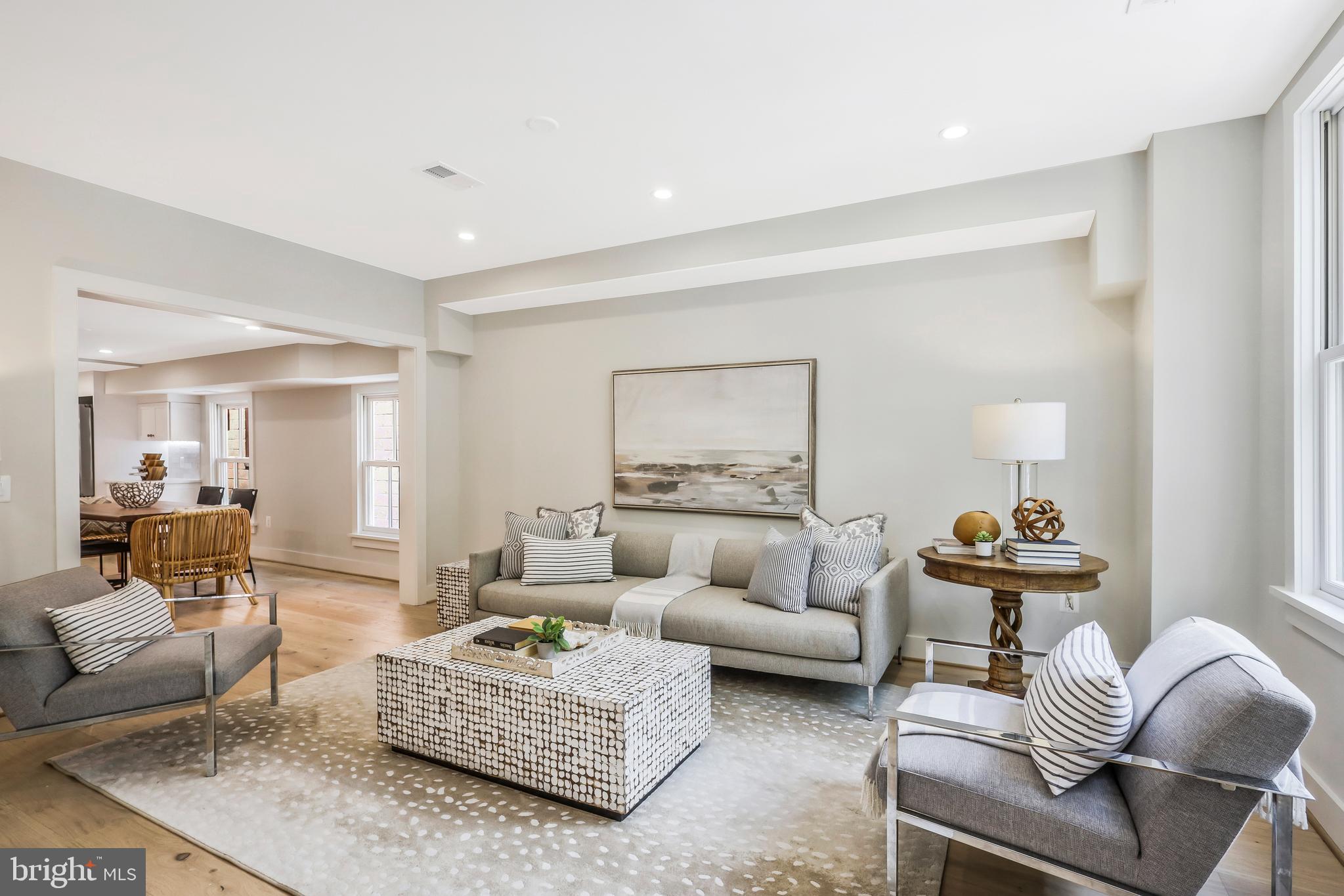 Real estate listing preview #6