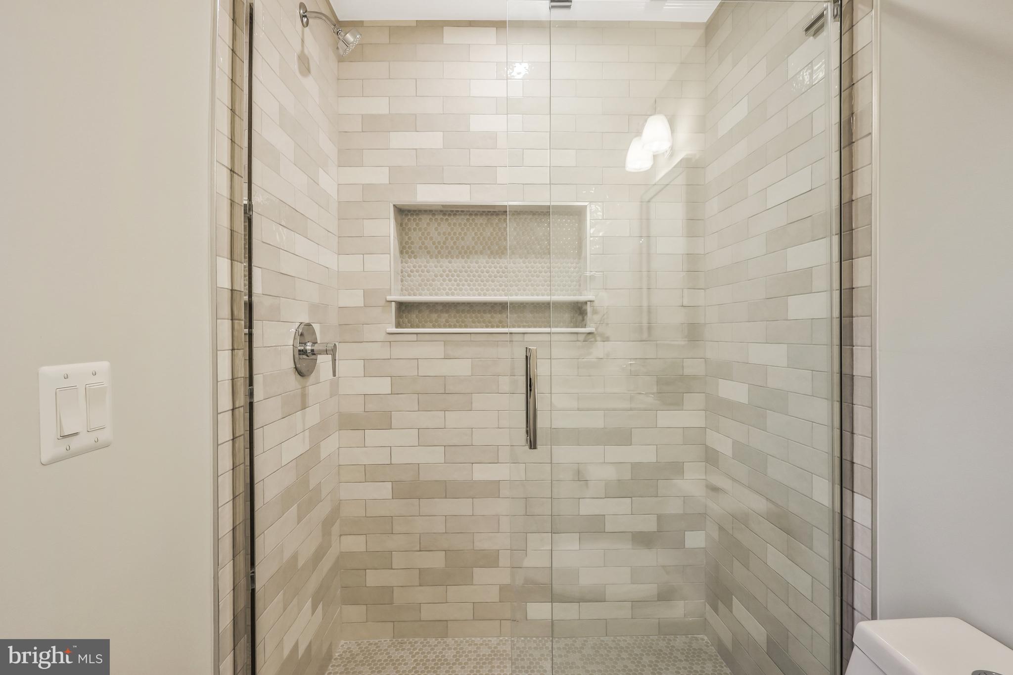 Real estate listing preview #26