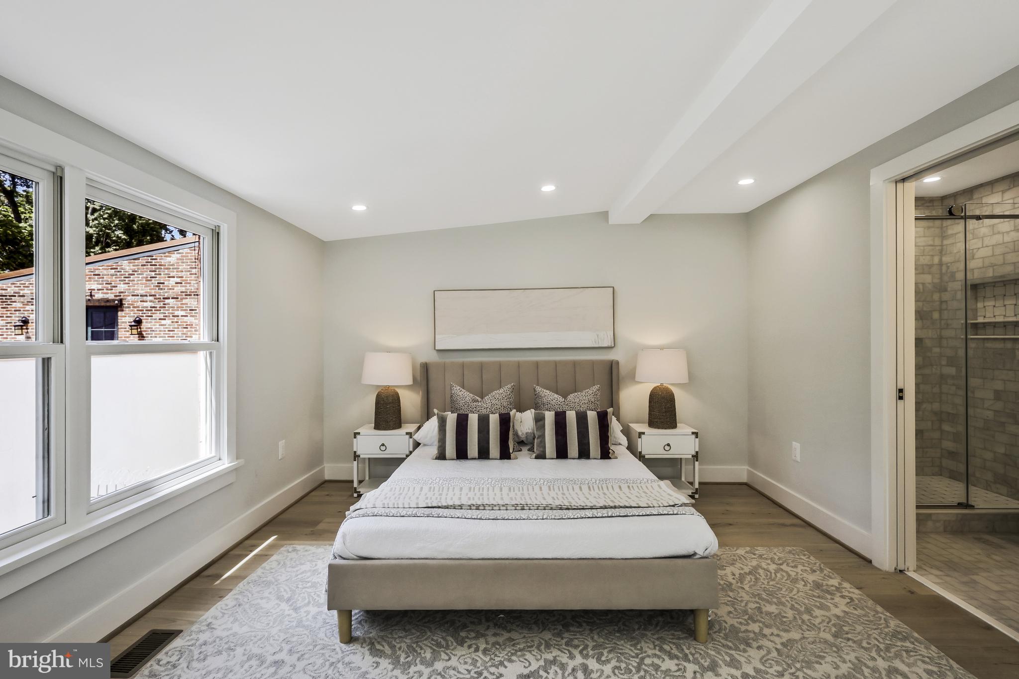 Real estate listing preview #28