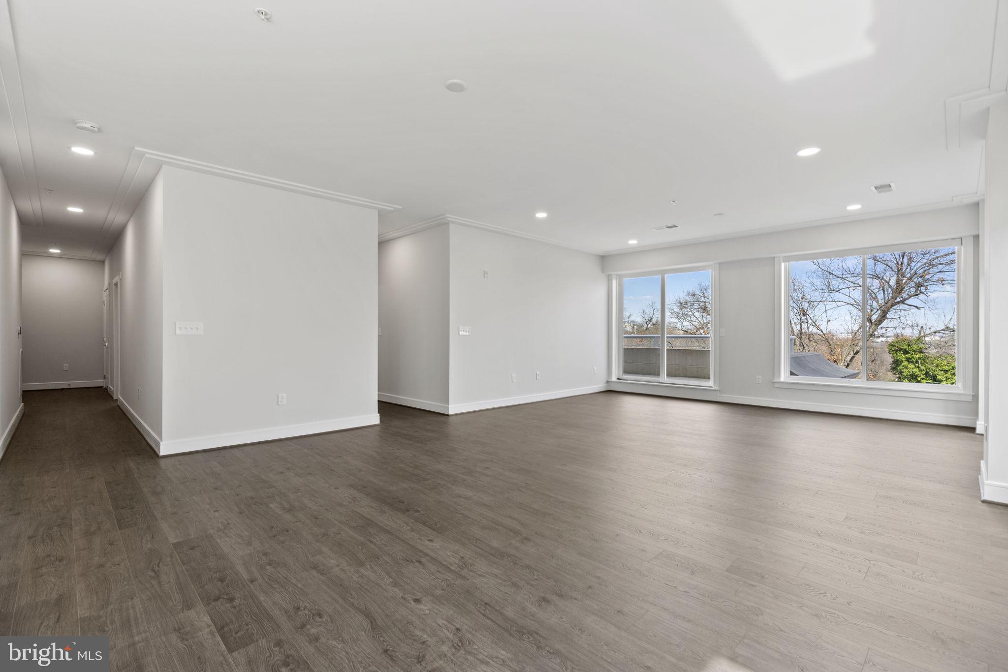 Real estate listing preview #17