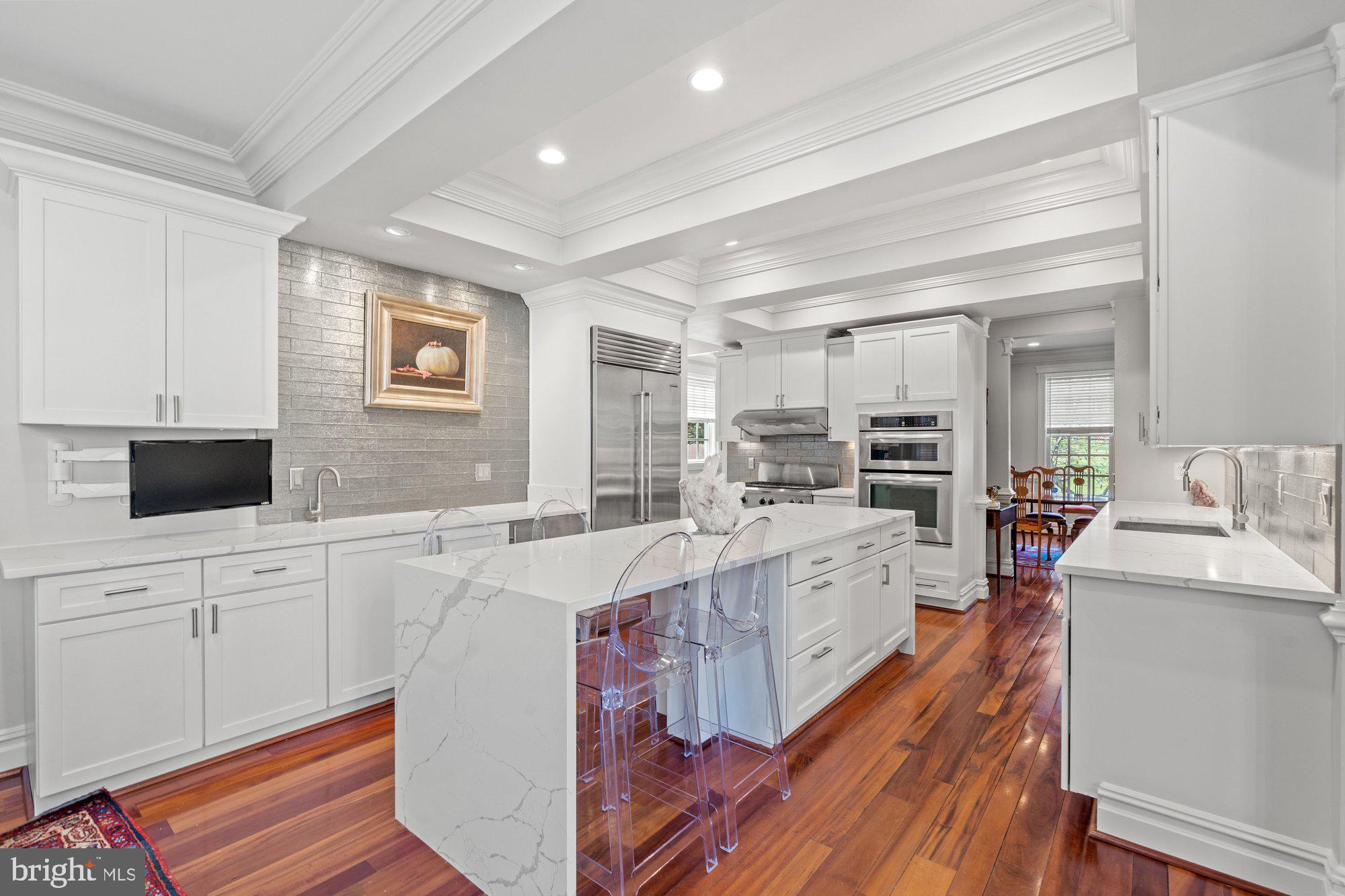 Real estate listing preview #8