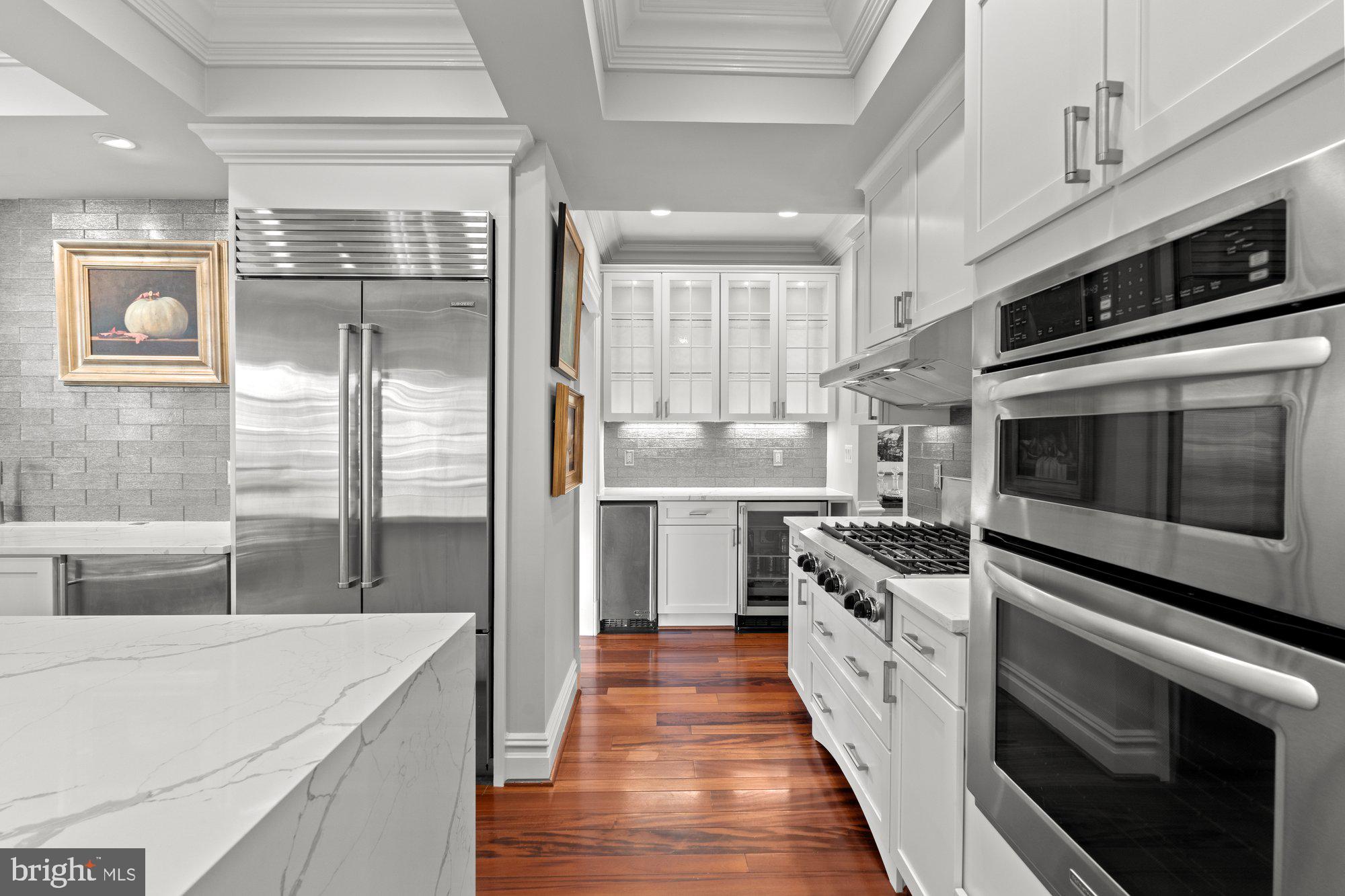 Real estate listing preview #24