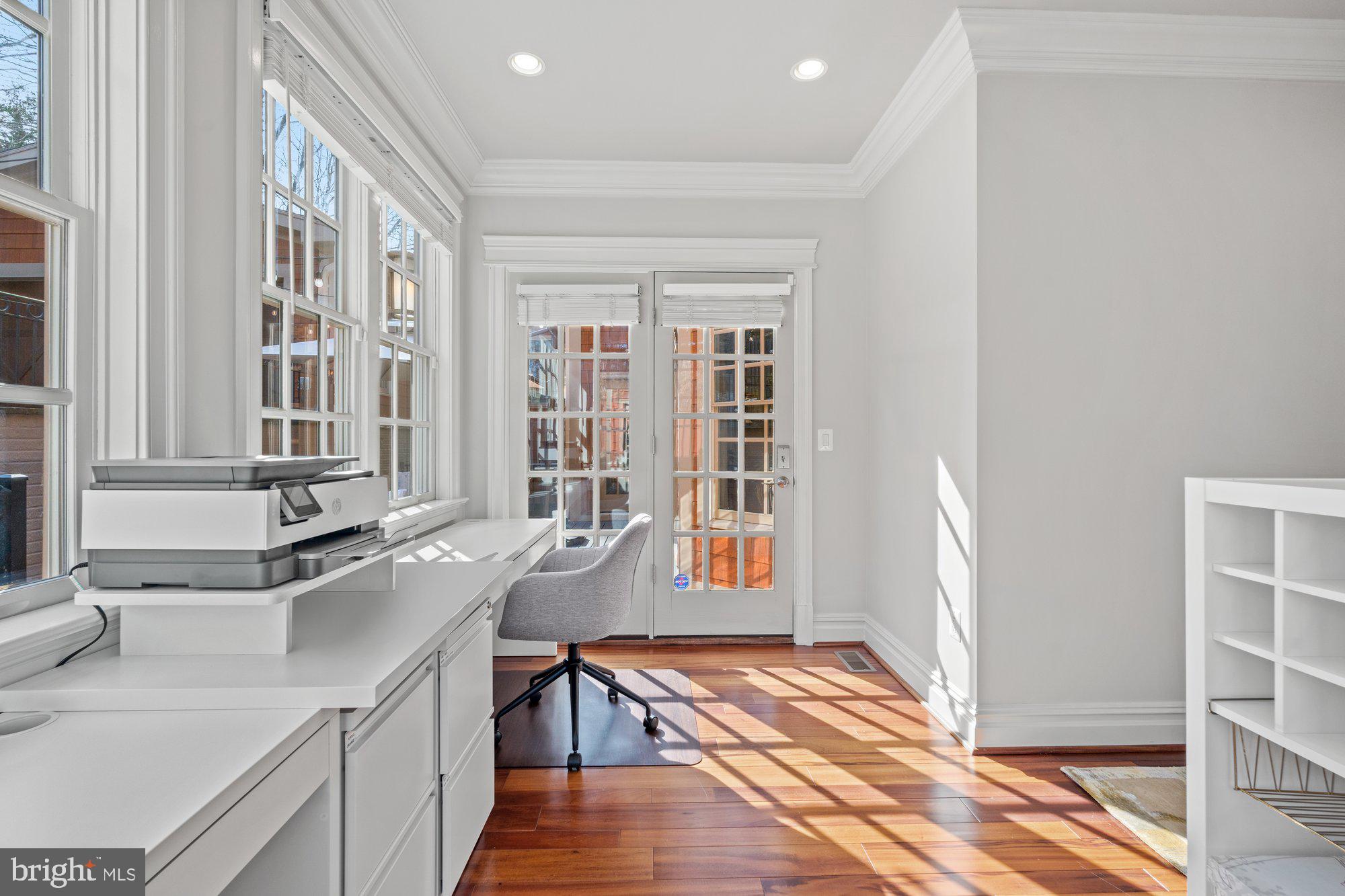 Real estate listing preview #34