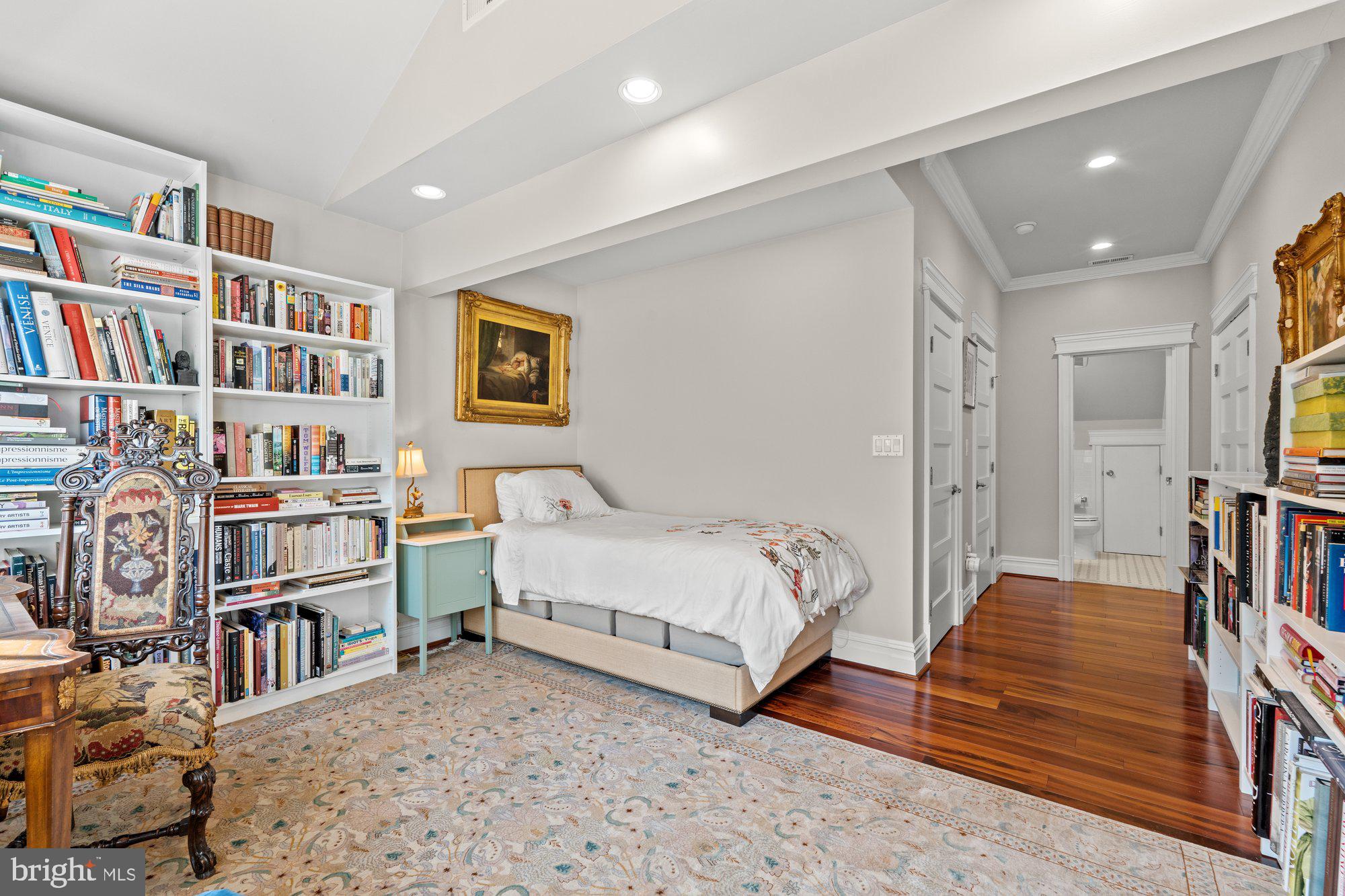 Real estate listing preview #55